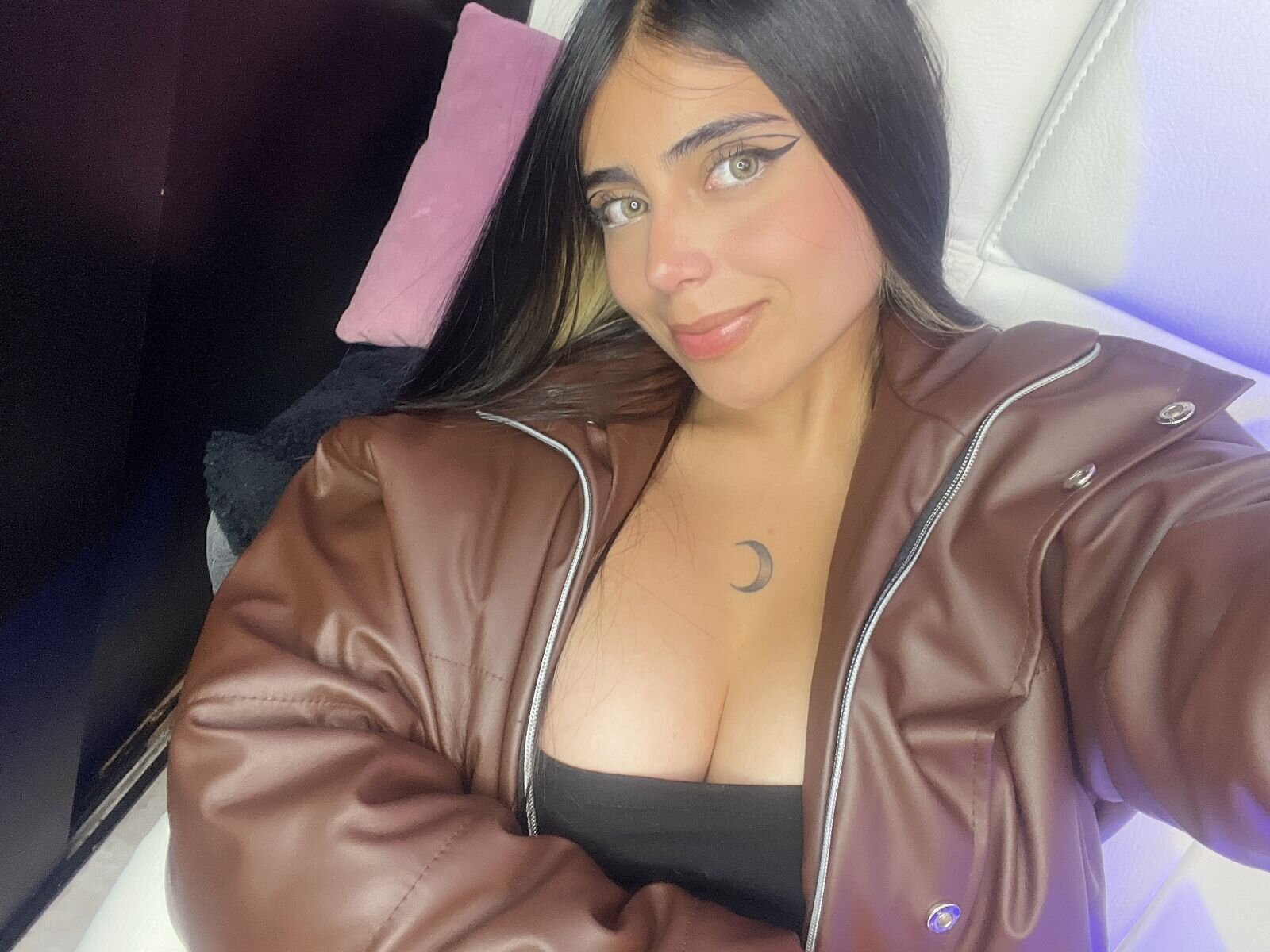 XXX Porn Photo of Nude nicdani_1 46