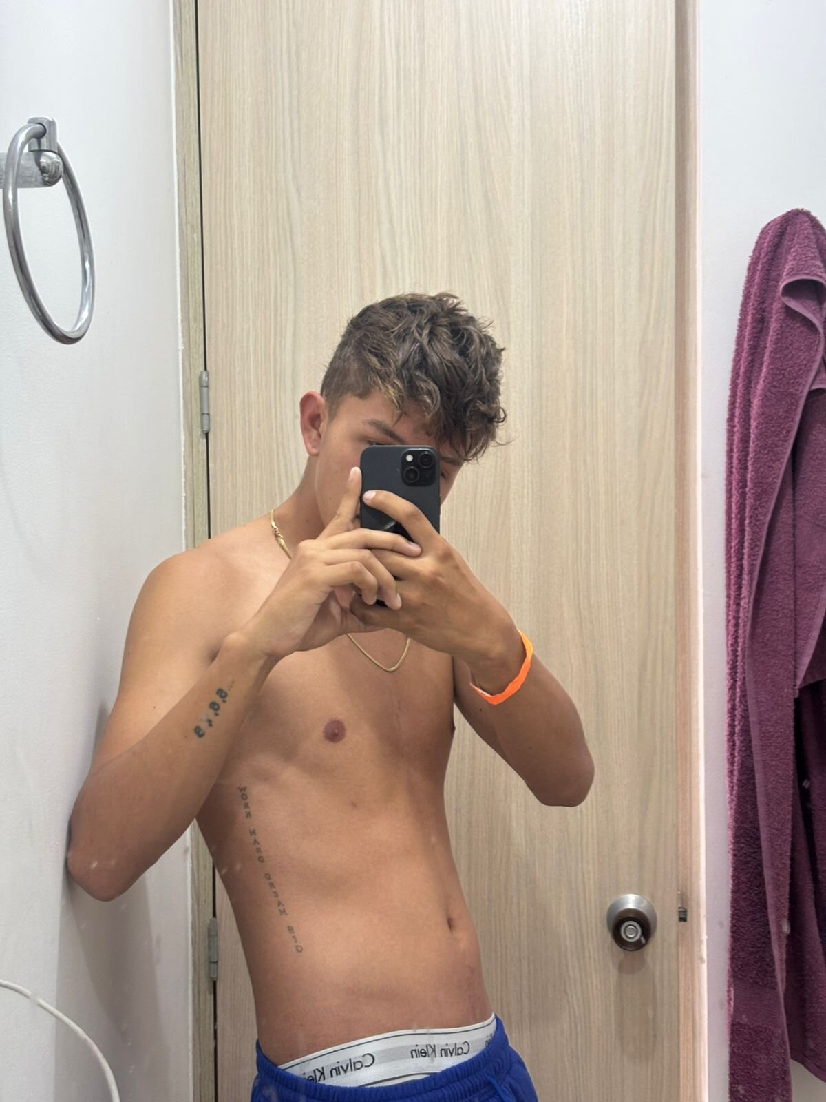 XXX Porn Photo of Nude johnny_blake_ 3