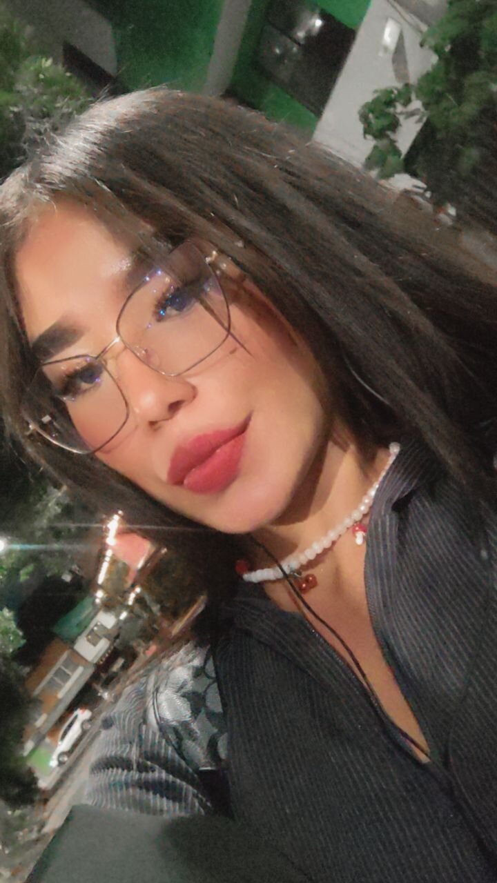XXX Porn Photo of Nude sweetabbey 111