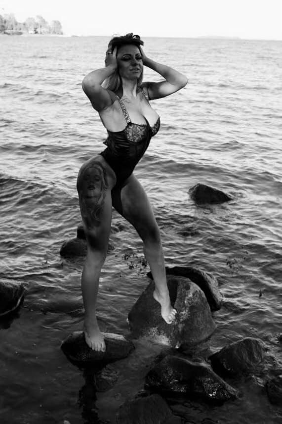 XXX Porn Photo of Nude AlmaVelia 59