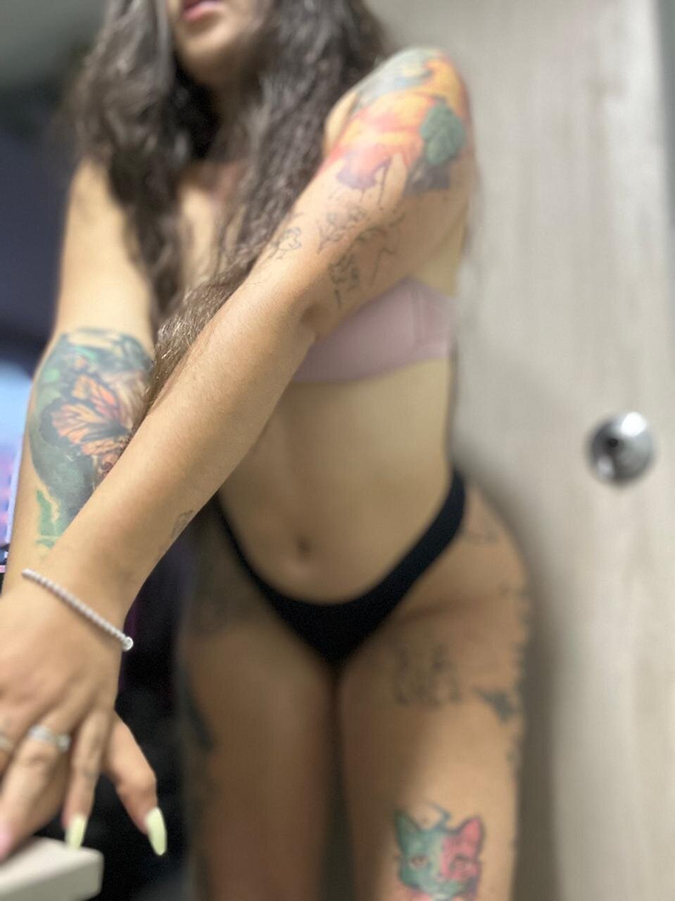 XXX Porn Photo of Nude Honey_noir 6