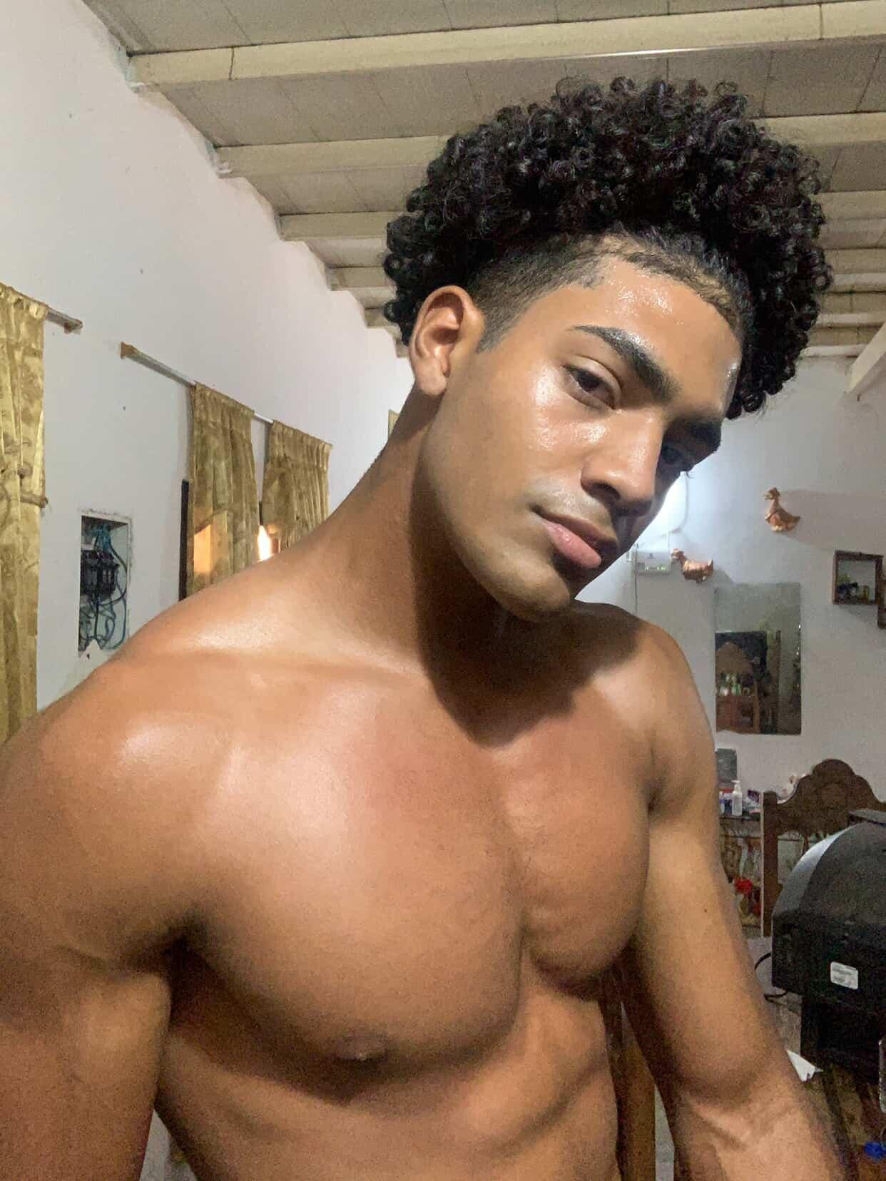 XXX Porn Photo of Nude are_s 9