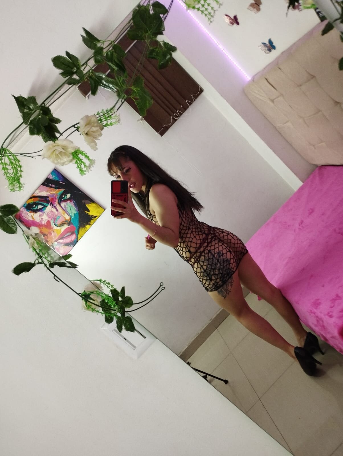 XXX Porn Photo of Nude mikaela_iris 10