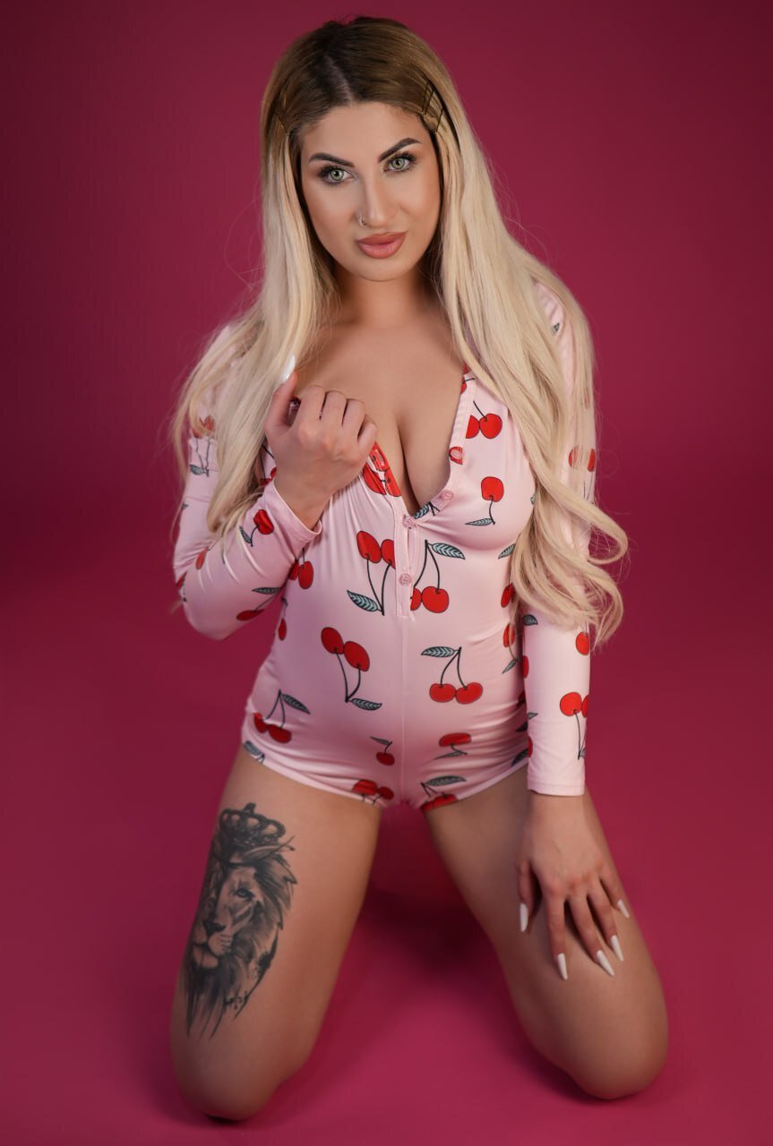 XXX Porn Photo of Nude AuroraSins 3