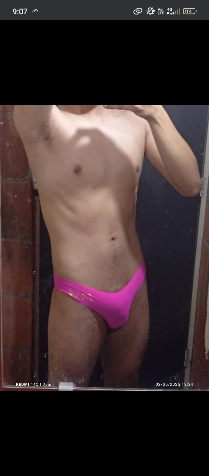XXX Porn Photo of Nude DeadpanActive 4
