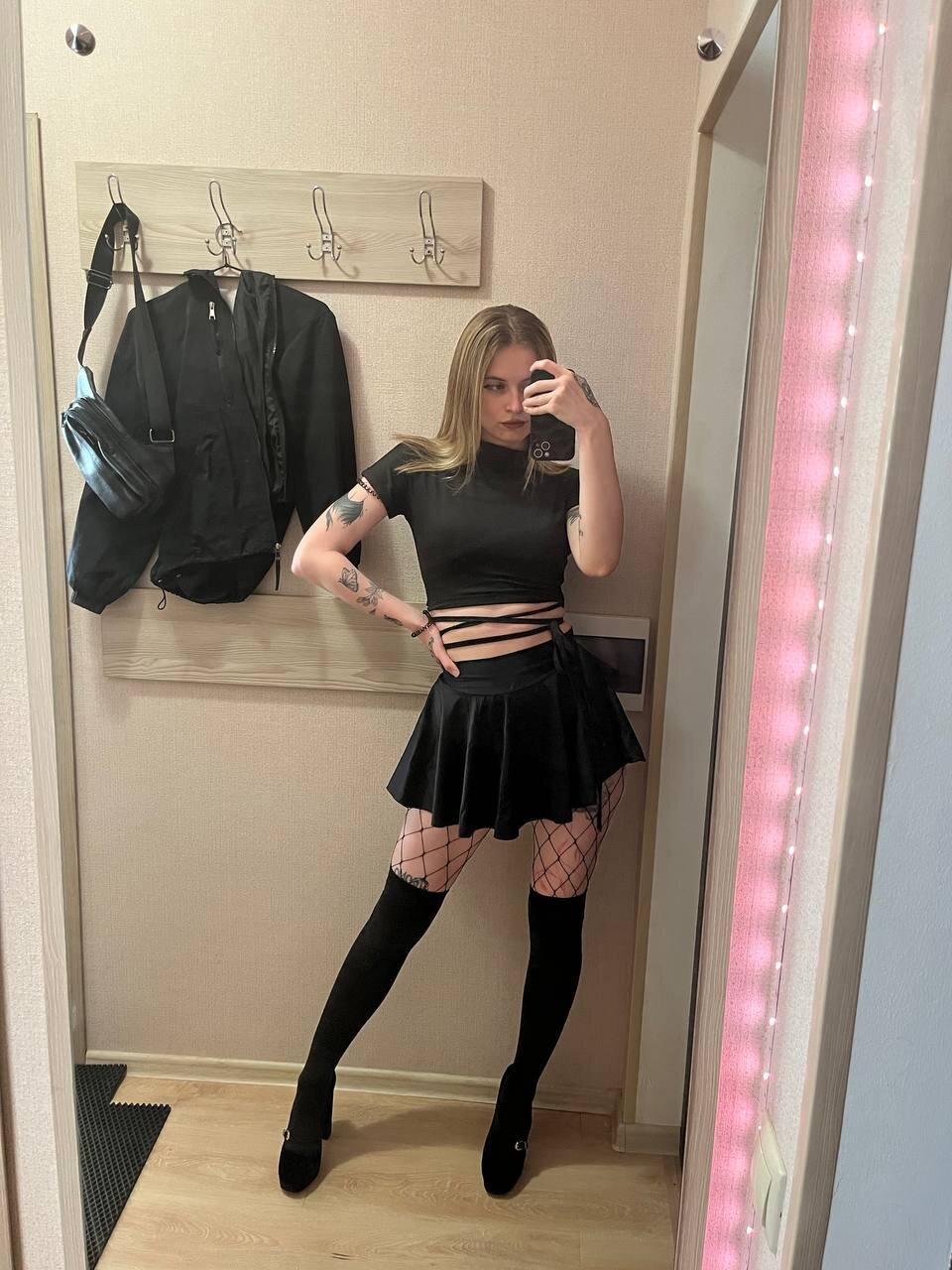 XXX Porn Photo of Nude AliceIMonta 11