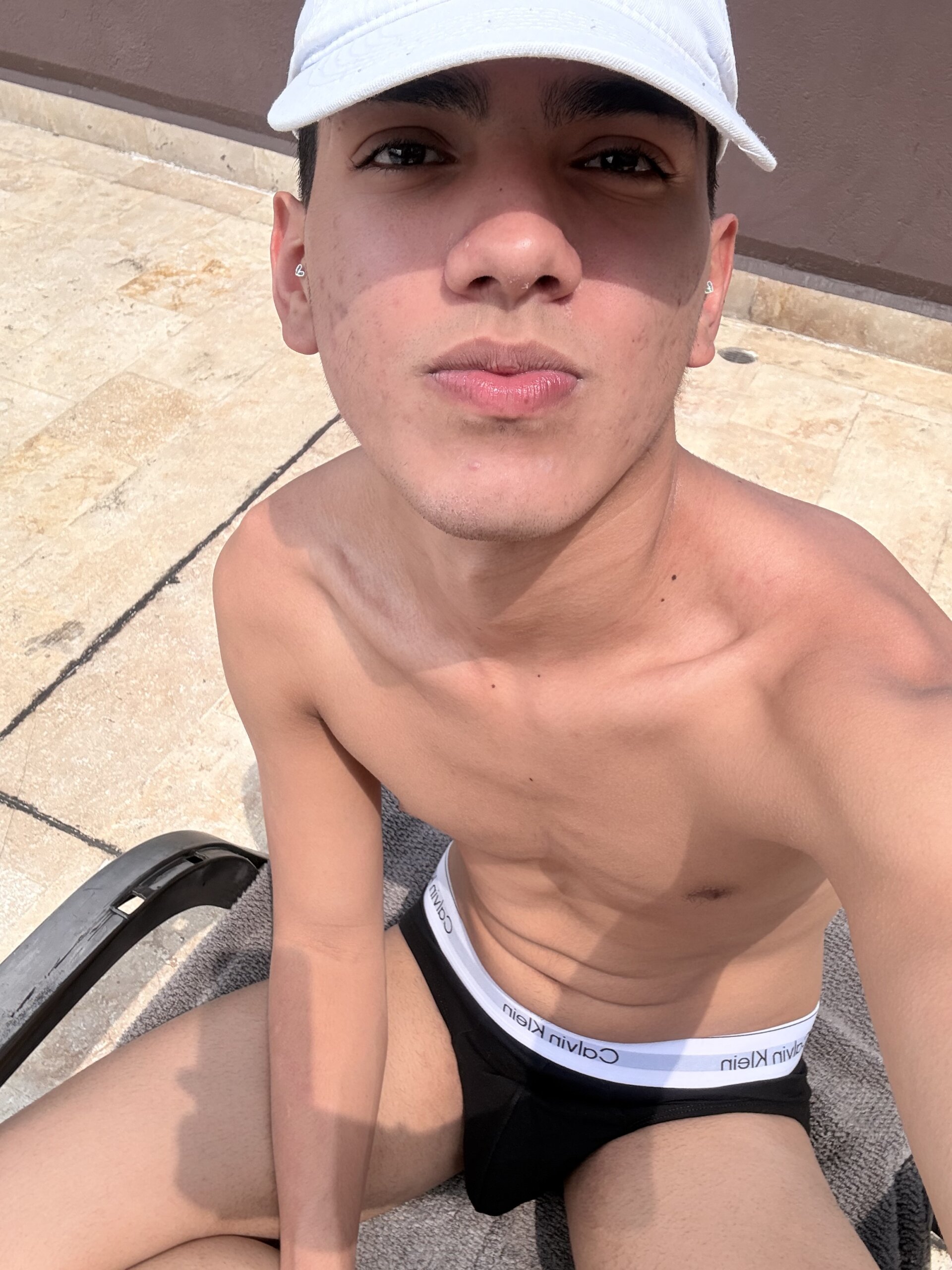 XXX Porn Photo of Nude ryan_snakee 9