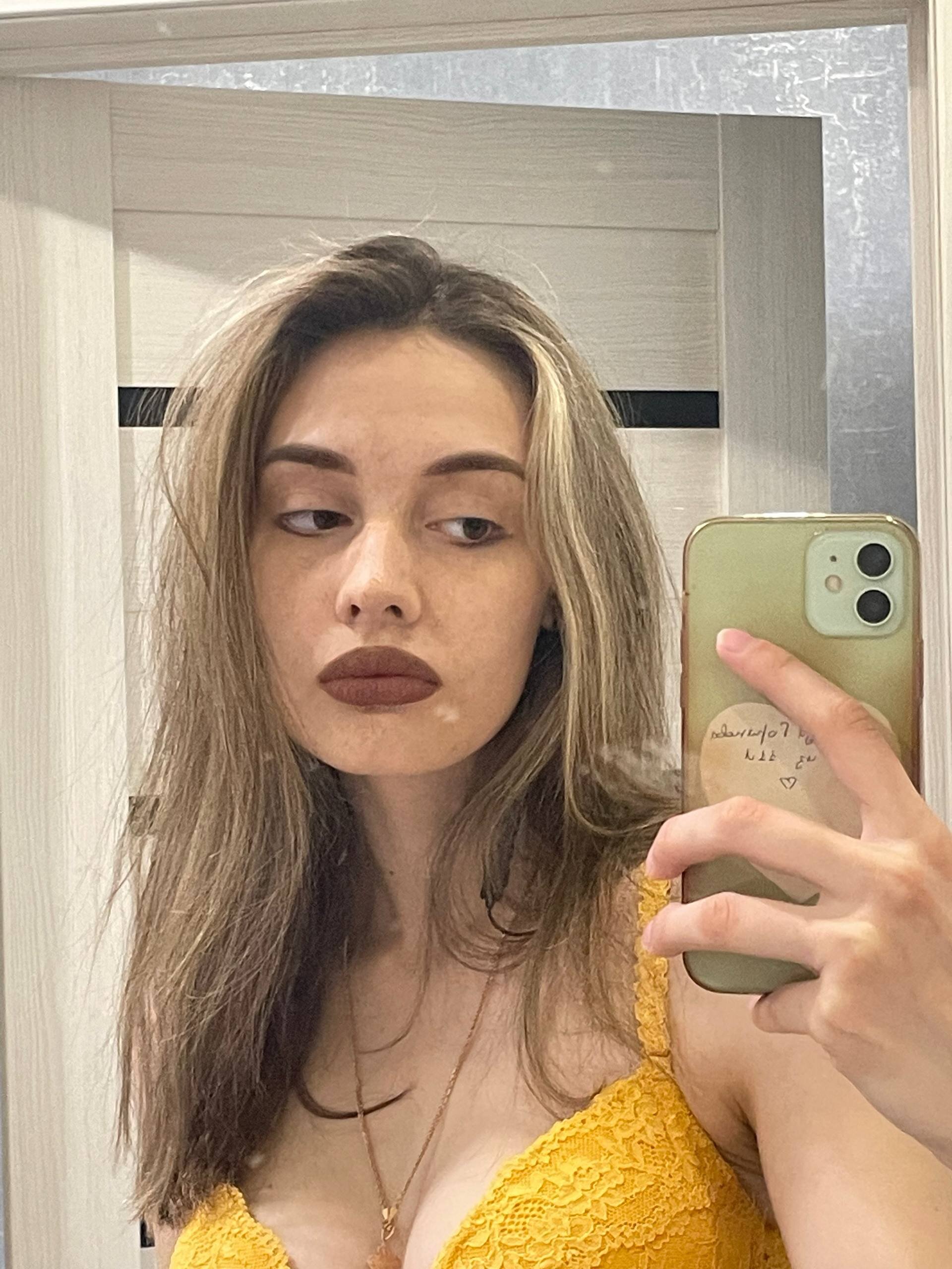 XXX Porn Photo of Nude Caroline_love_me 4