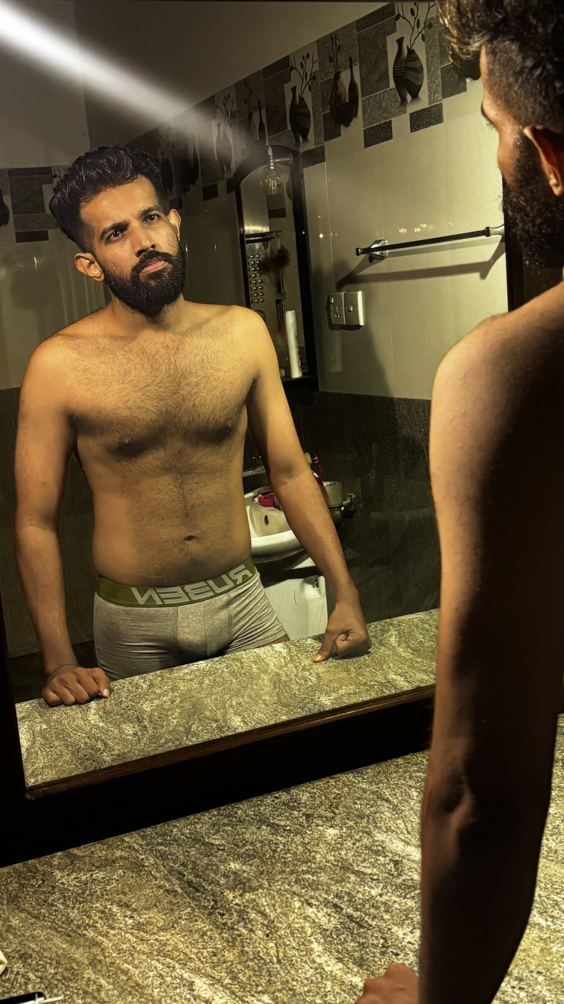 XXX Porn Photo of Nude kollasinhala 4