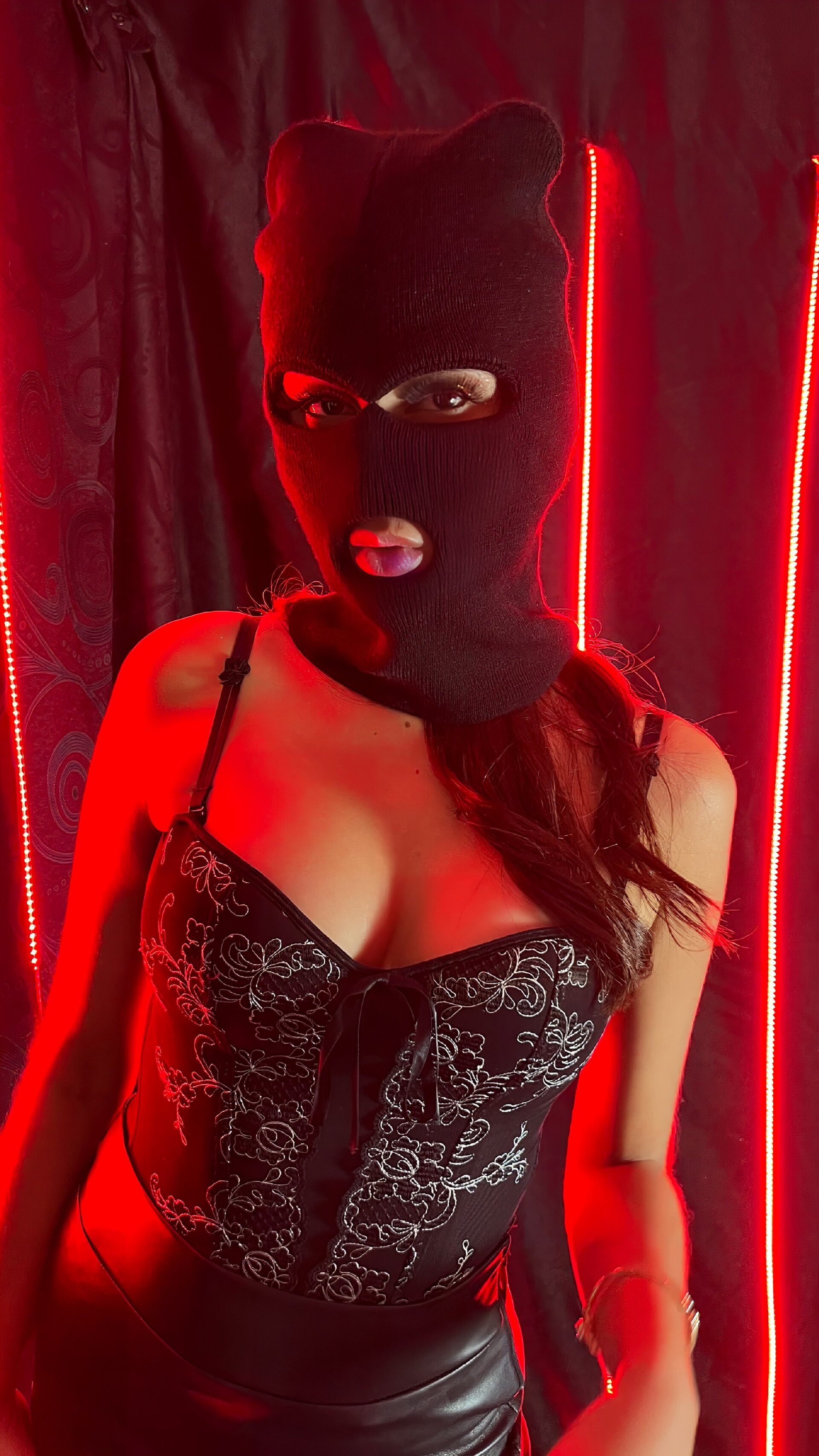XXX Porn Photo of Nude valentini_villa 9