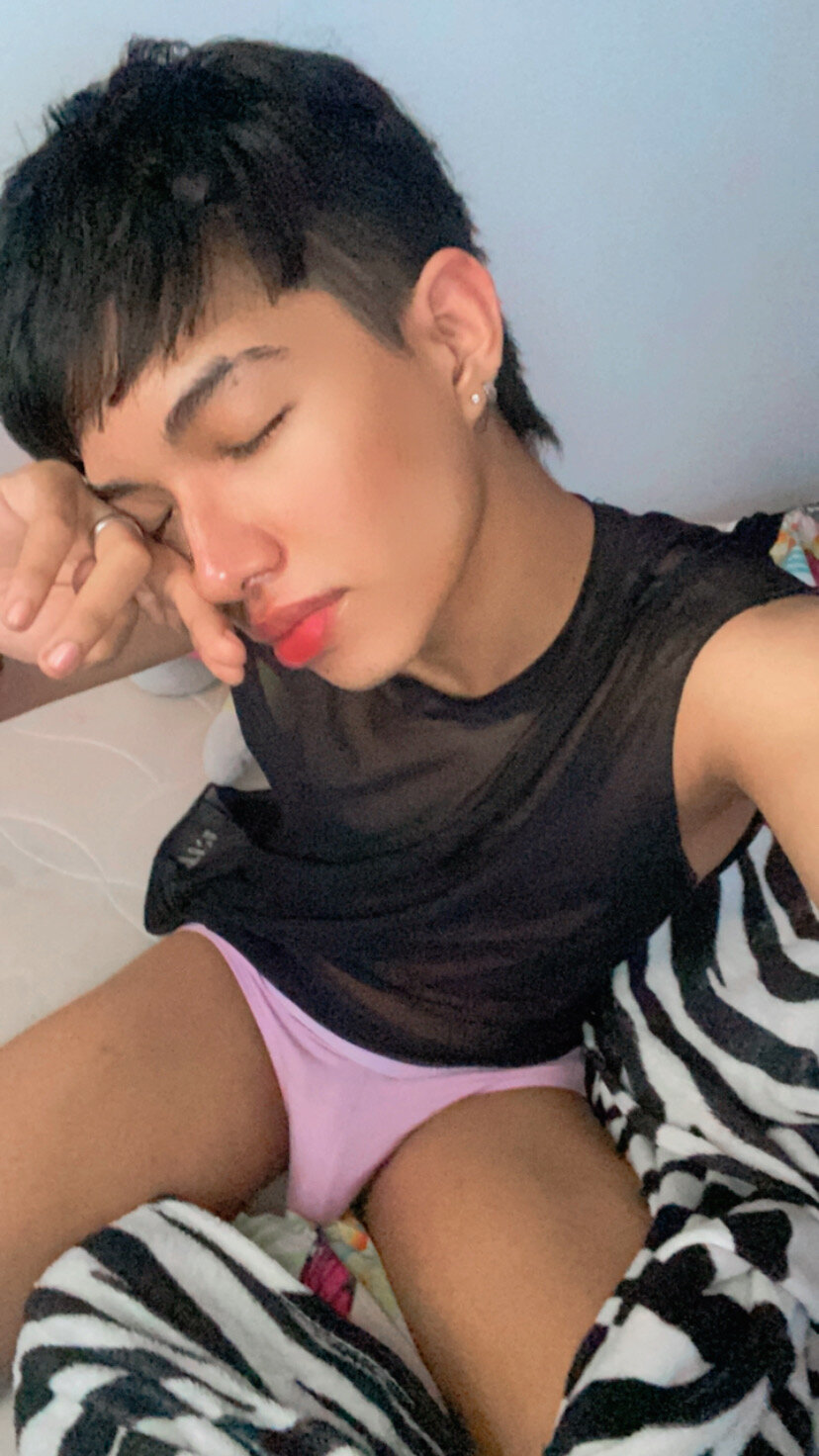 XXX Porn Photo of Nude cutealejojeje 1