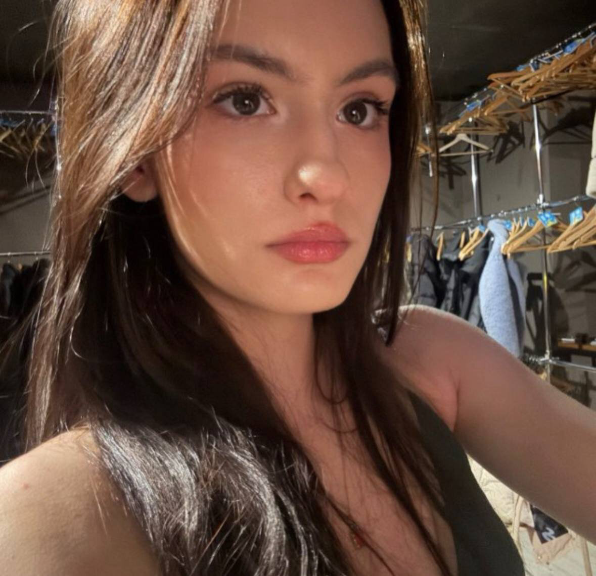 XXX Porn Photo of Nude LaraeRodeigues 4
