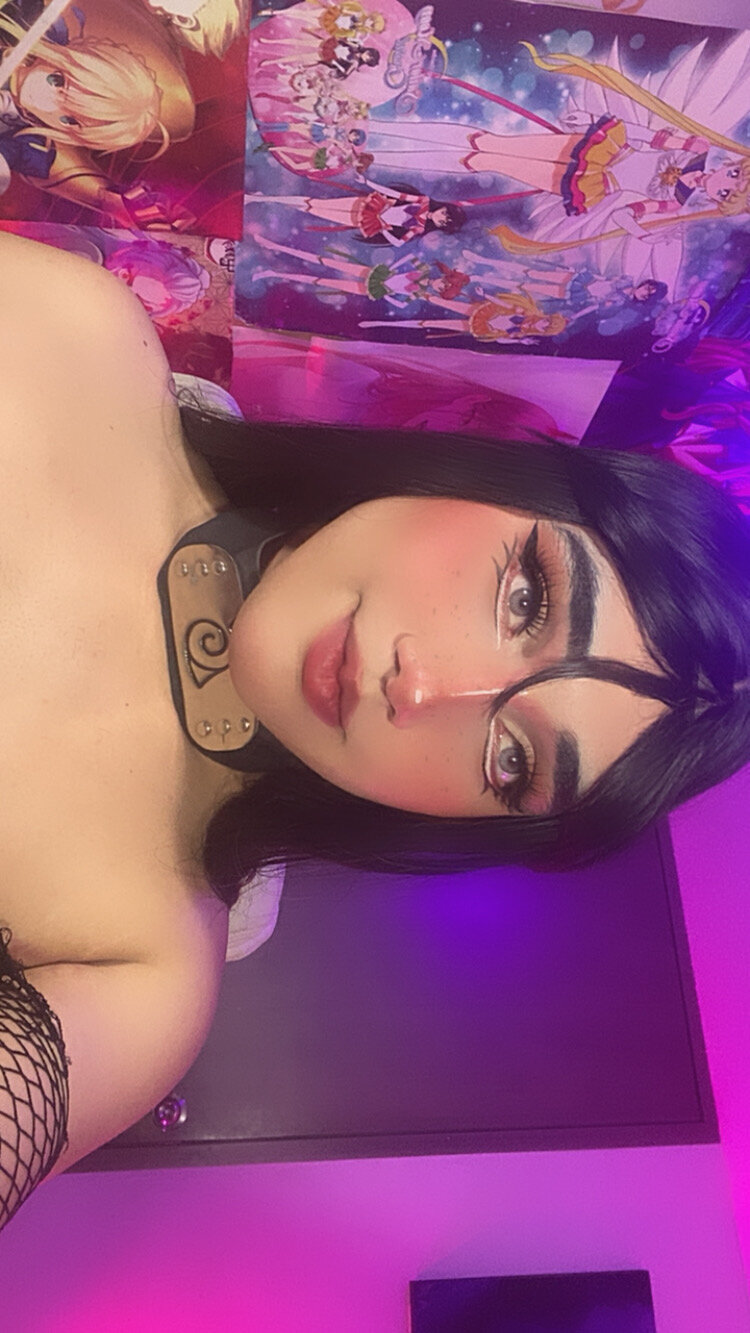 XXX Porn Photo of Nude ErzaMontoroo 66