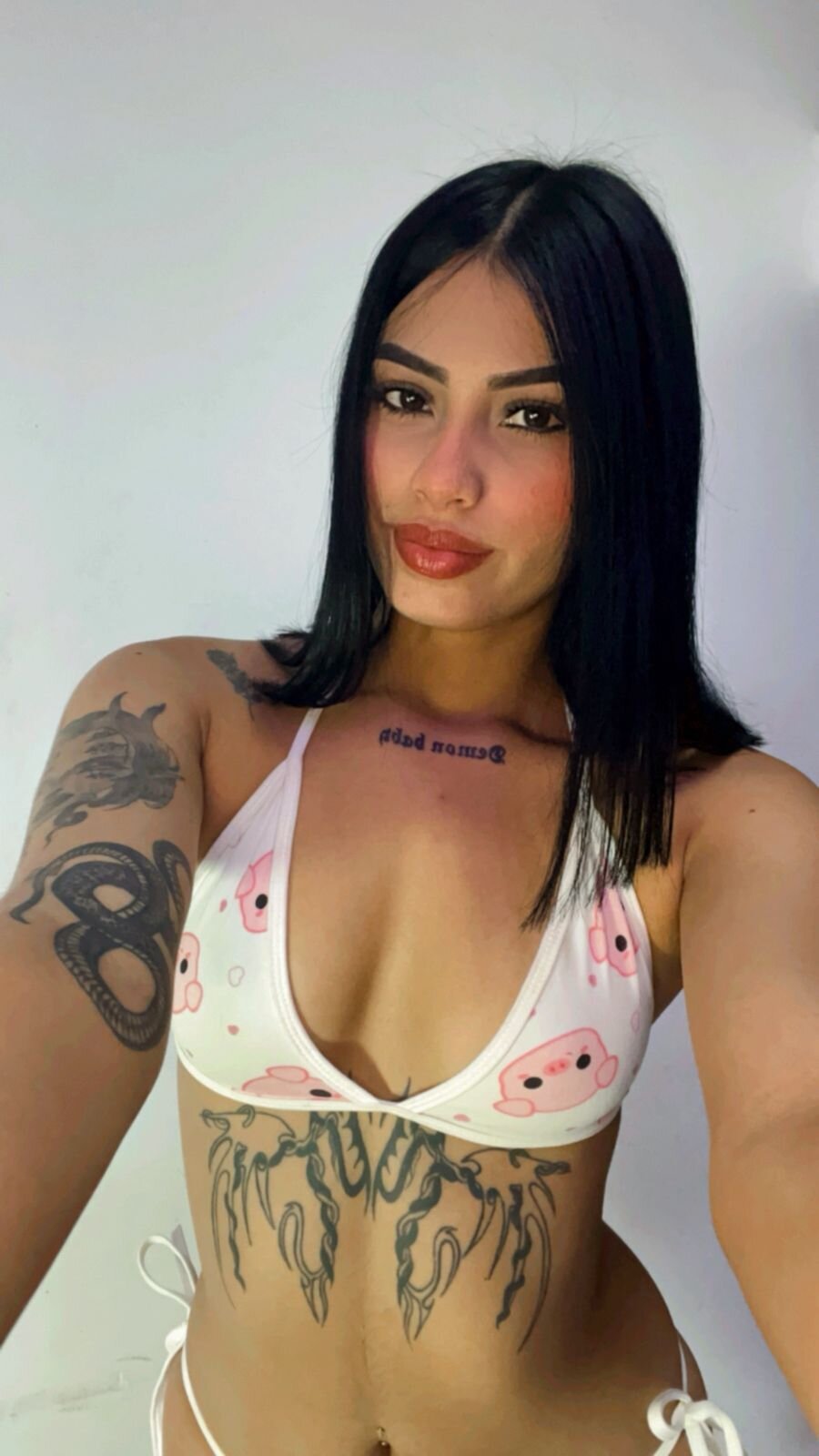 XXX Porn Photo of Nude DakotaaHills 9