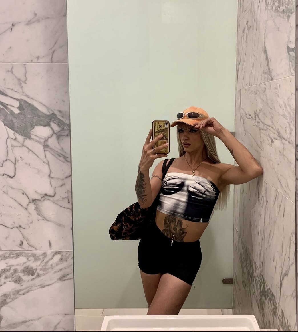 XXX Porn Photo of Nude georgina_ms 76
