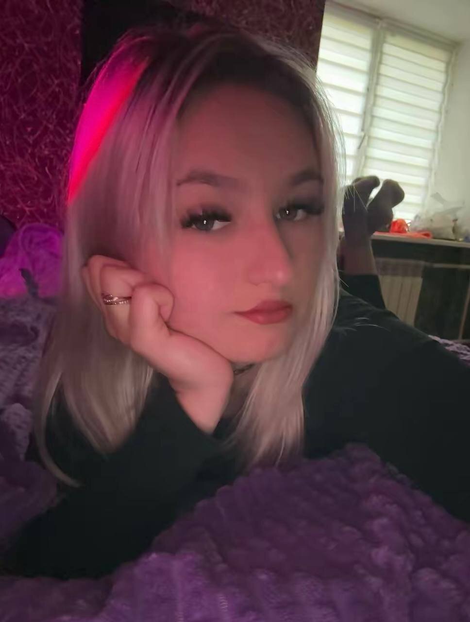 XXX Porn Photo of Nude grase_neon 5