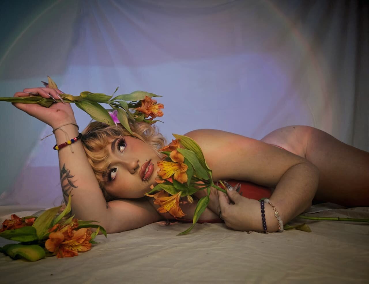 XXX Porn Photo of Nude goldencurly_18 4
