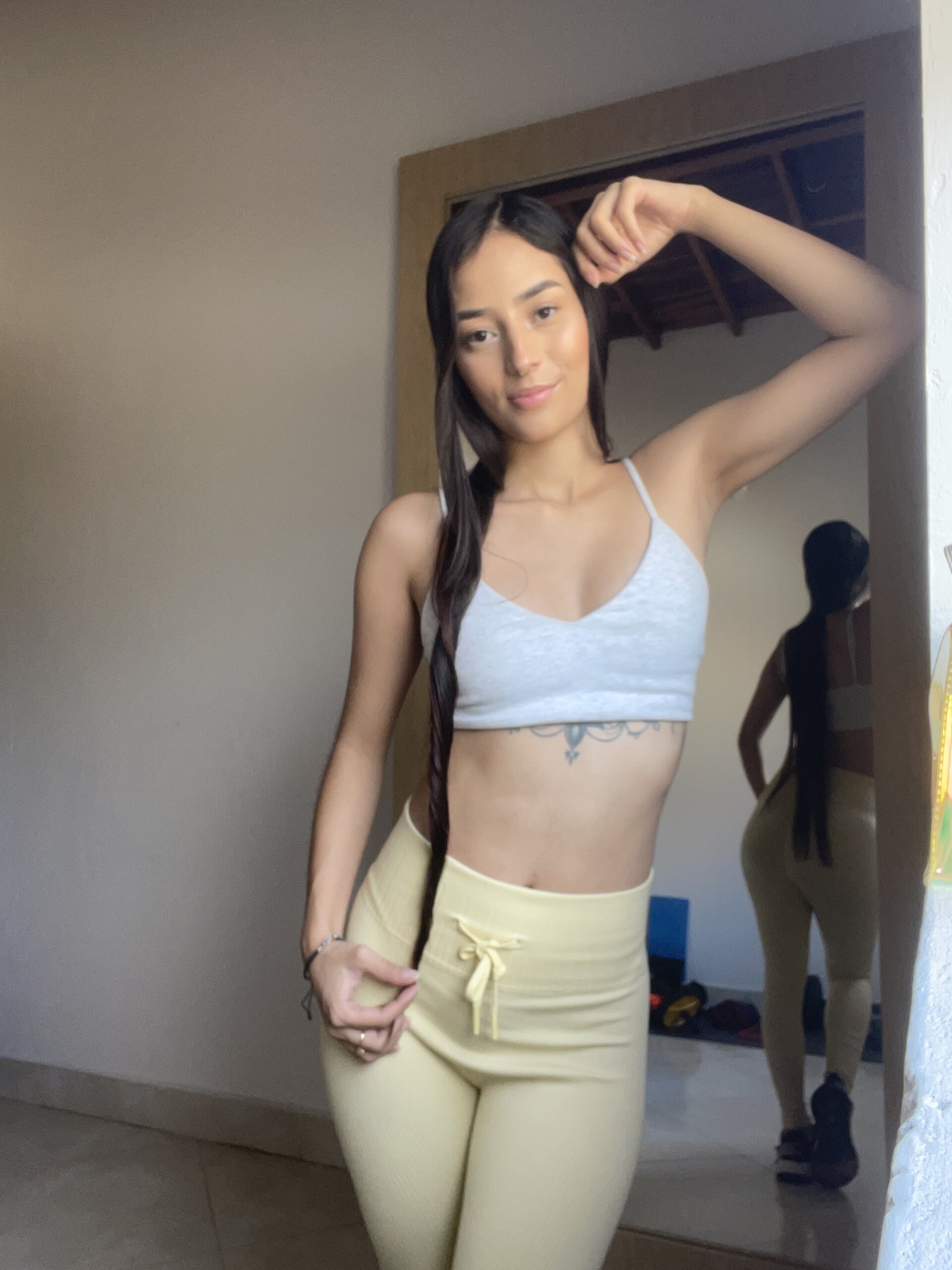 XXX Porn Photo of Nude little_hot_cat1 8