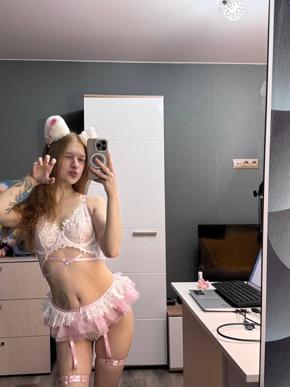 XXX Porn Photo of Nude TrissMerigold9 127