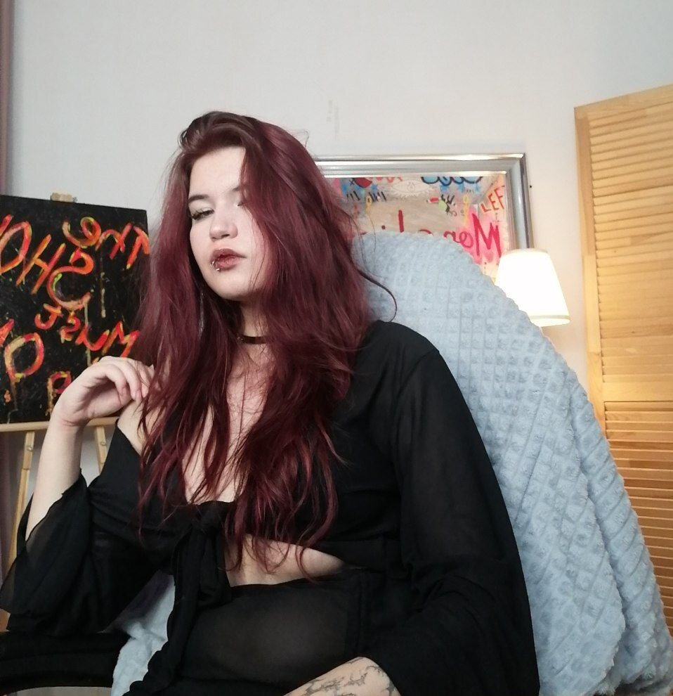 XXX Porn Photo of Nude Thorny_Roxxy 2