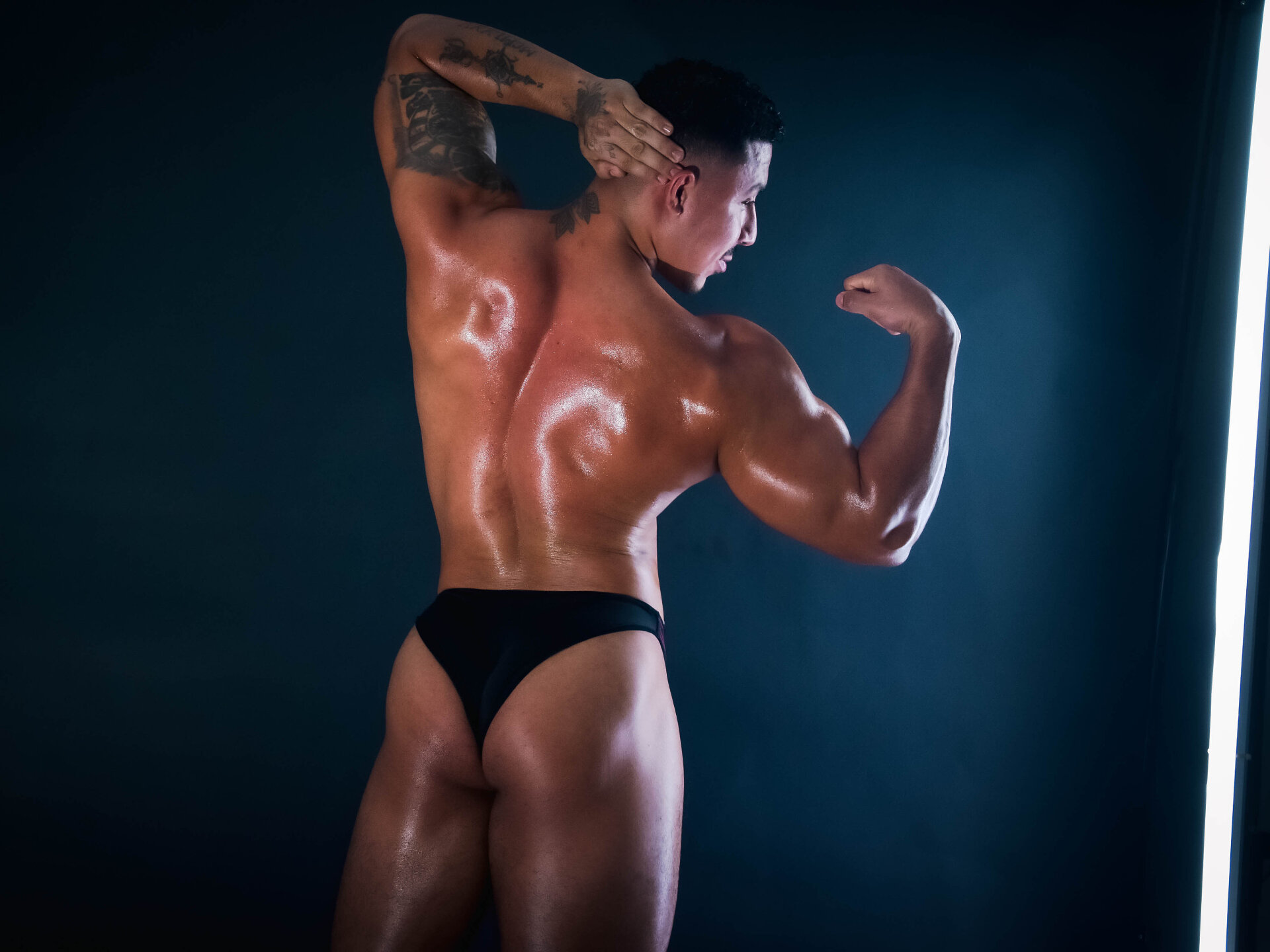 XXX Porn Photo of Nude Owenferrara 9
