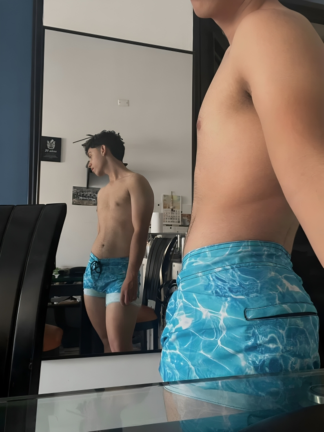 XXX Porn Photo of Nude hot_summer_boy_ 2