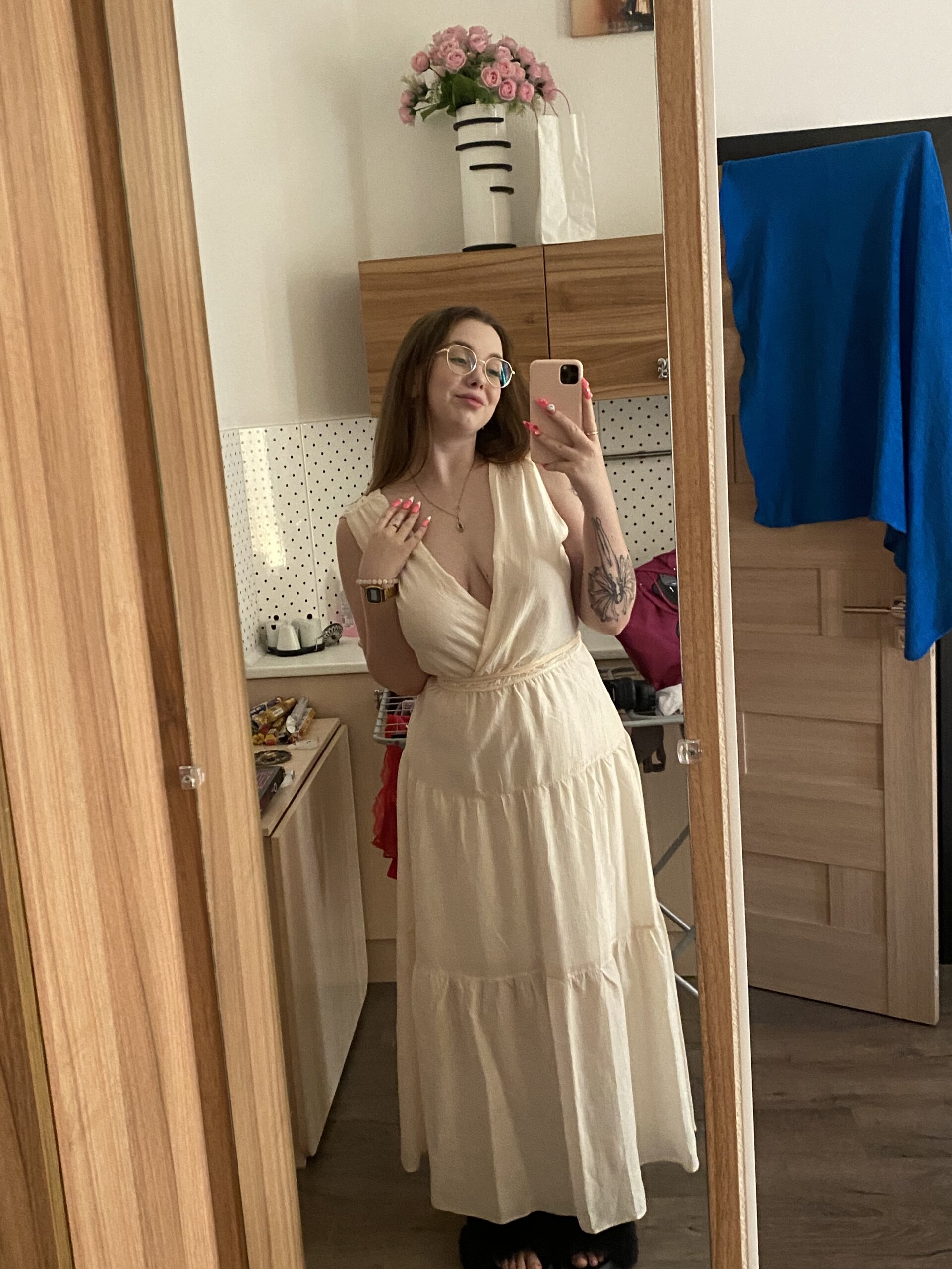 XXX Porn Photo of Nude SugarMuse 101