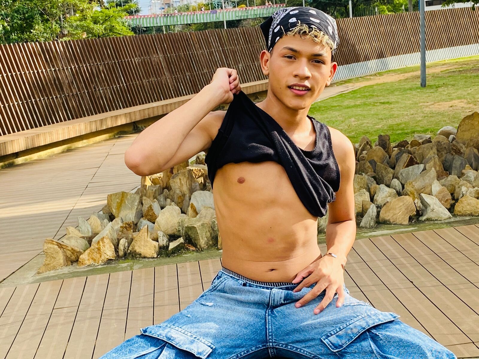 XXX Porn Photo of Nude twink_royale18 9