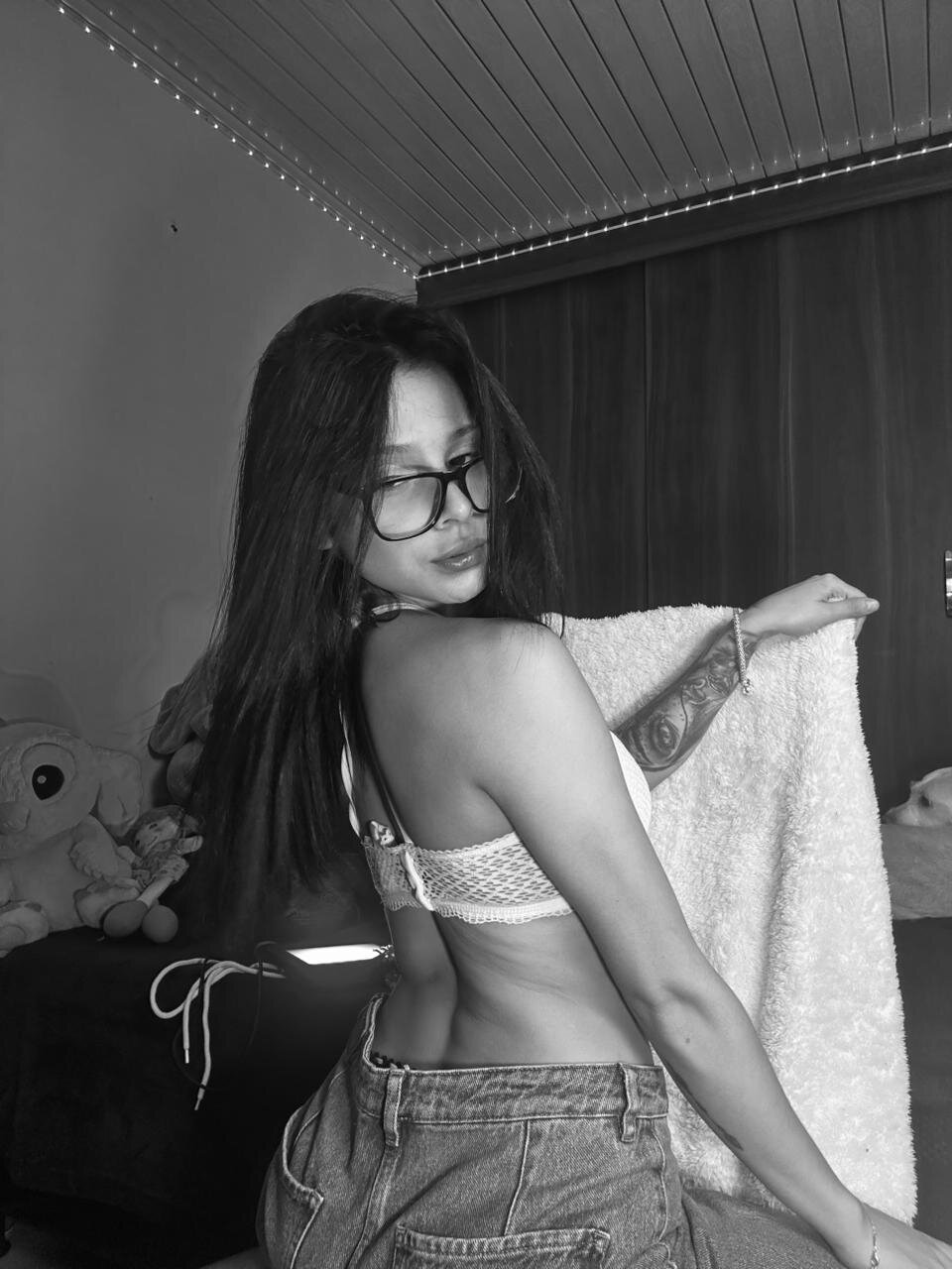 XXX Porn Photo of Nude Zoee_babygirl 2