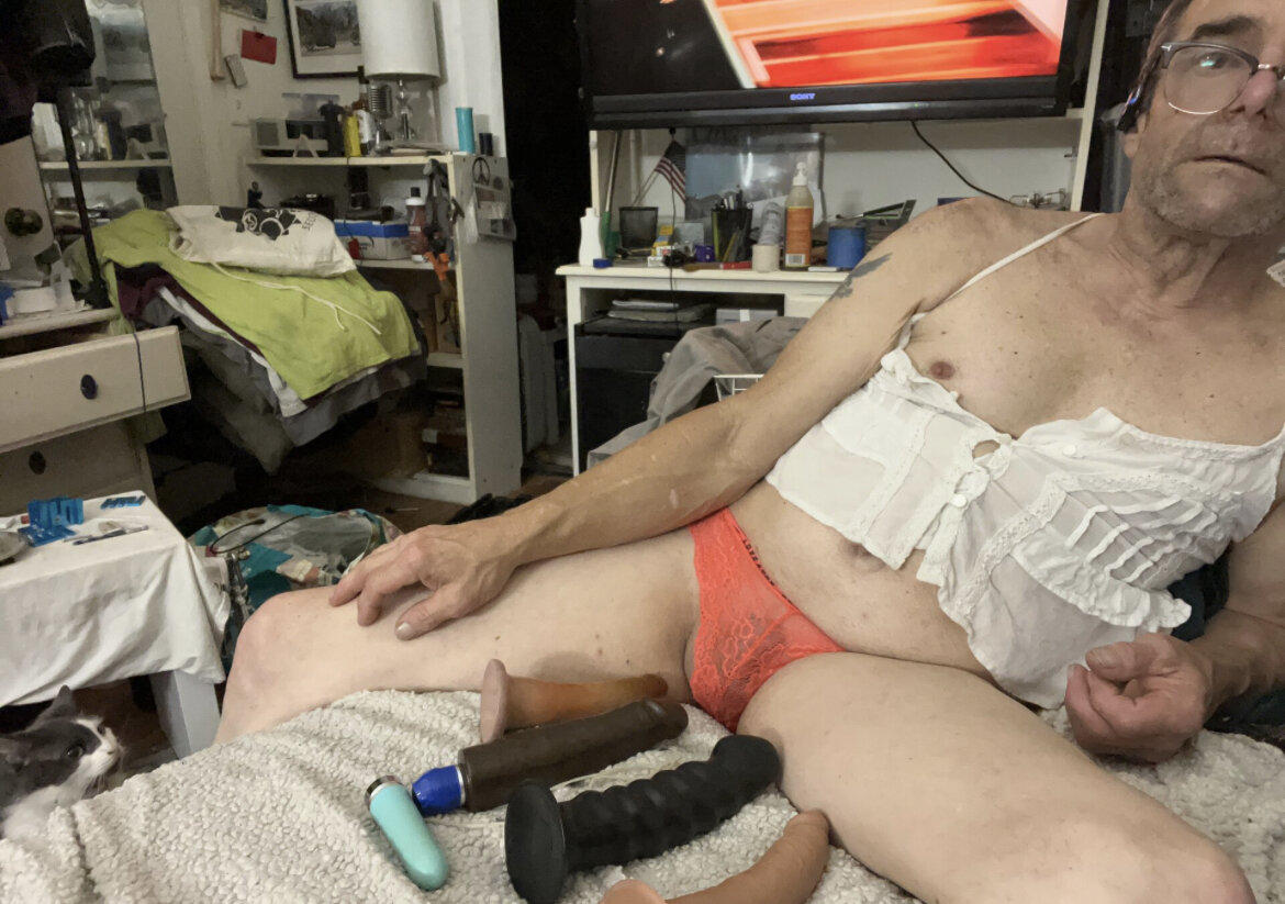 XXX Porn Photo of Nude Trainee2Bpeed 410
