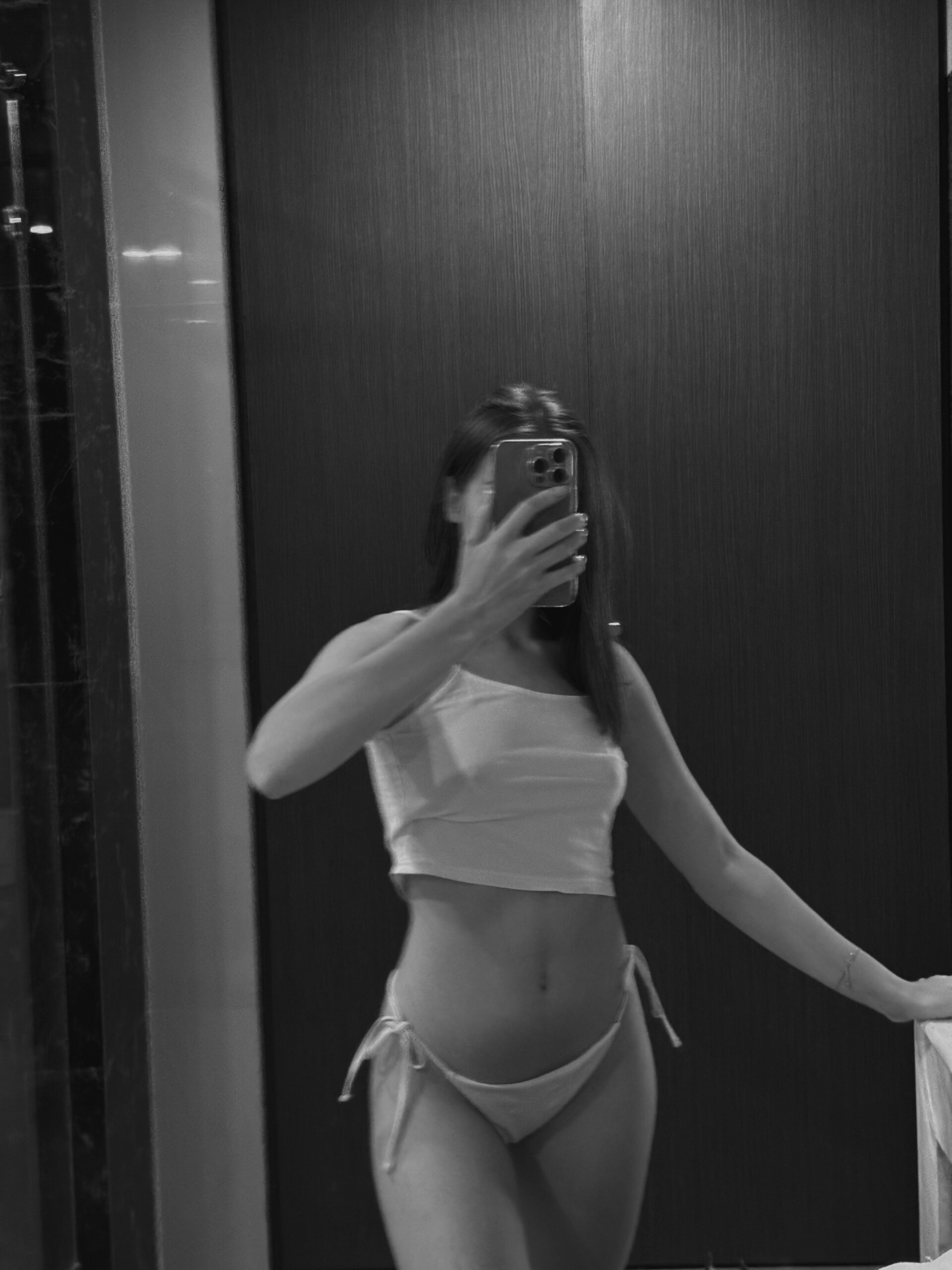 XXX Porn Photo of Nude AvelineSage 13