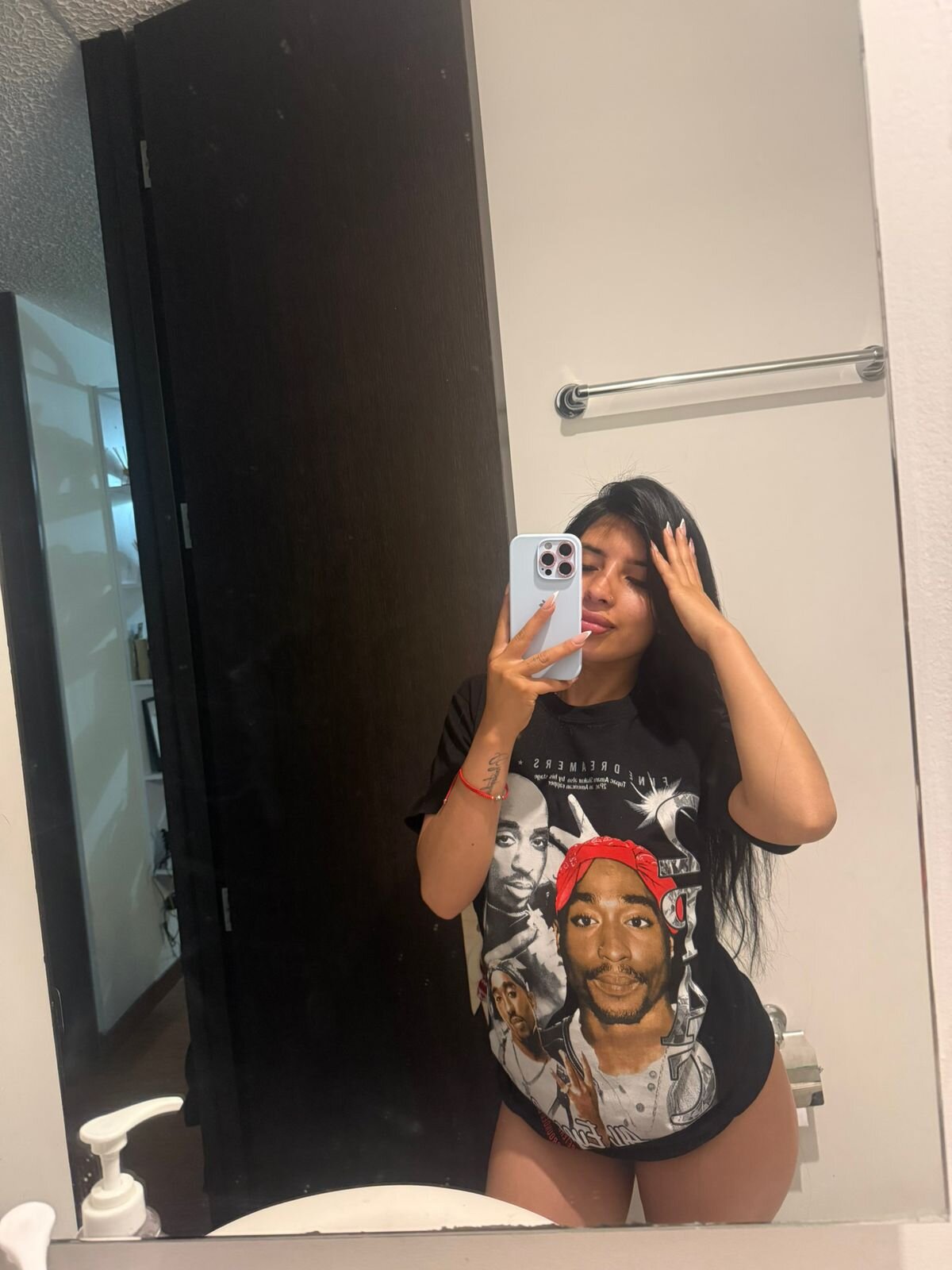XXX Porn Photo of Nude BabyVelvet 2