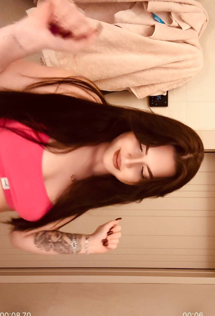 XXX Porn Photo of Nude avery_sun 11