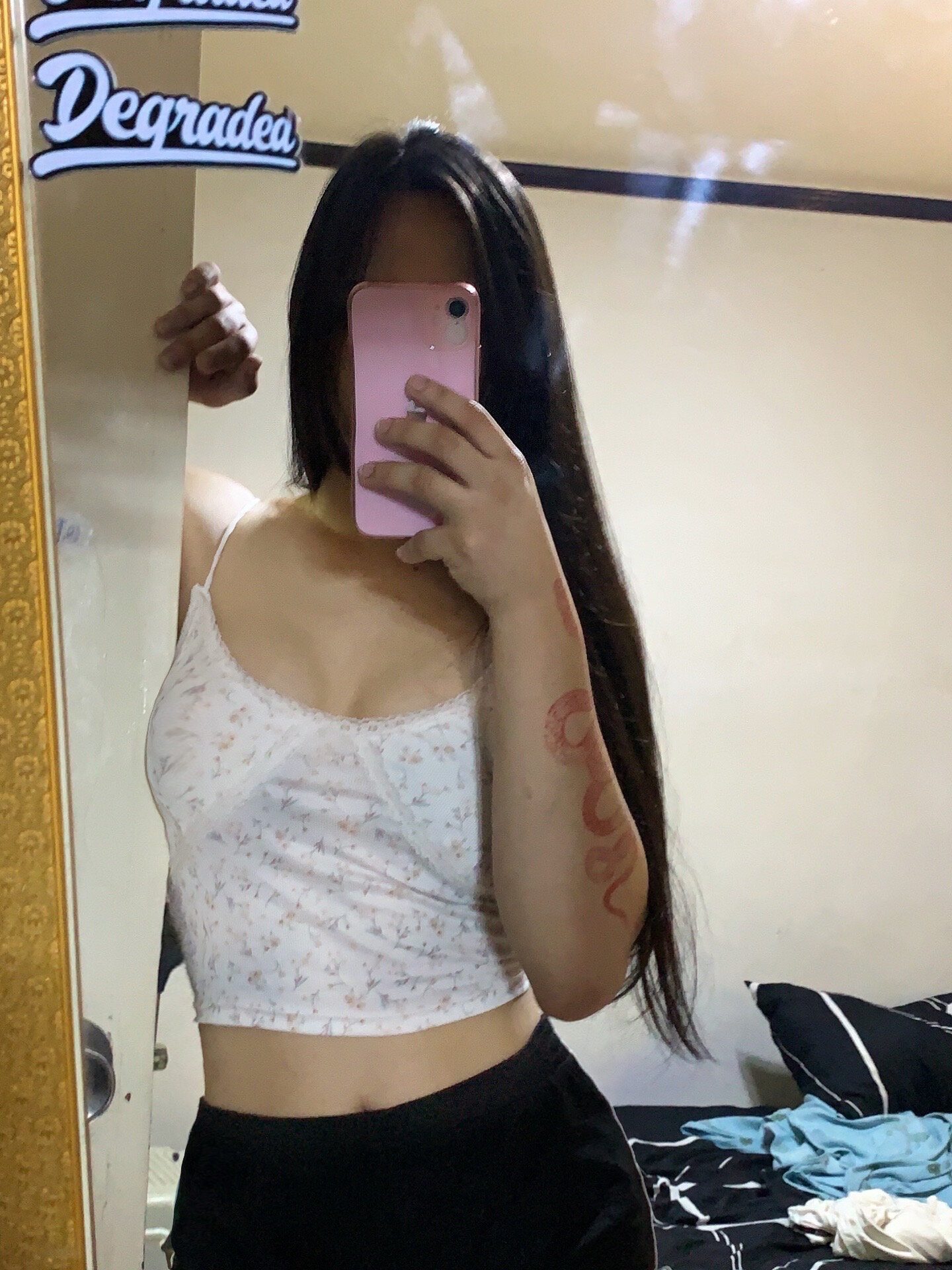 XXX Porn Photo of Nude saphira_fucks 4