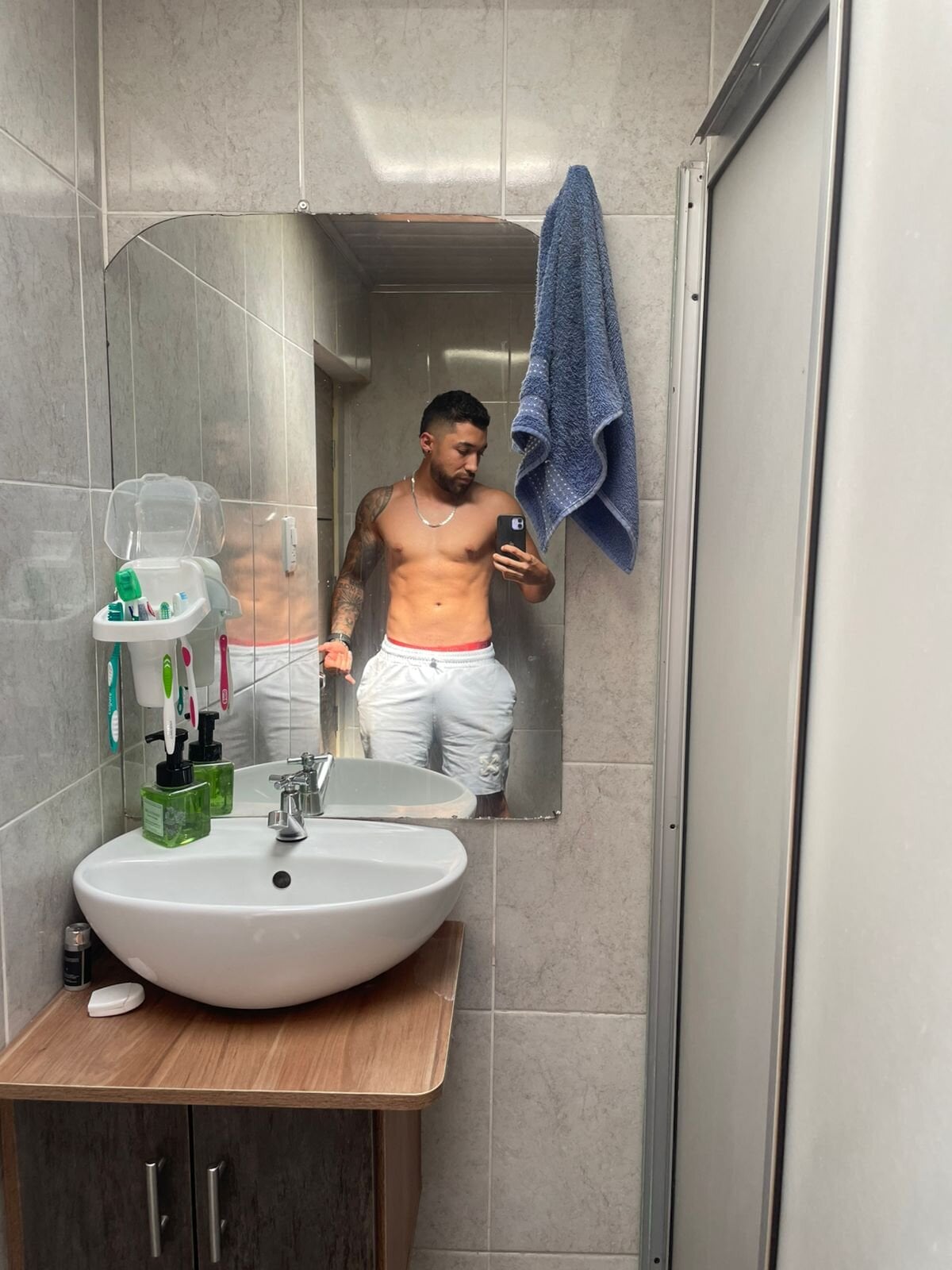 XXX Porn Photo of Nude Dante_Blade 6