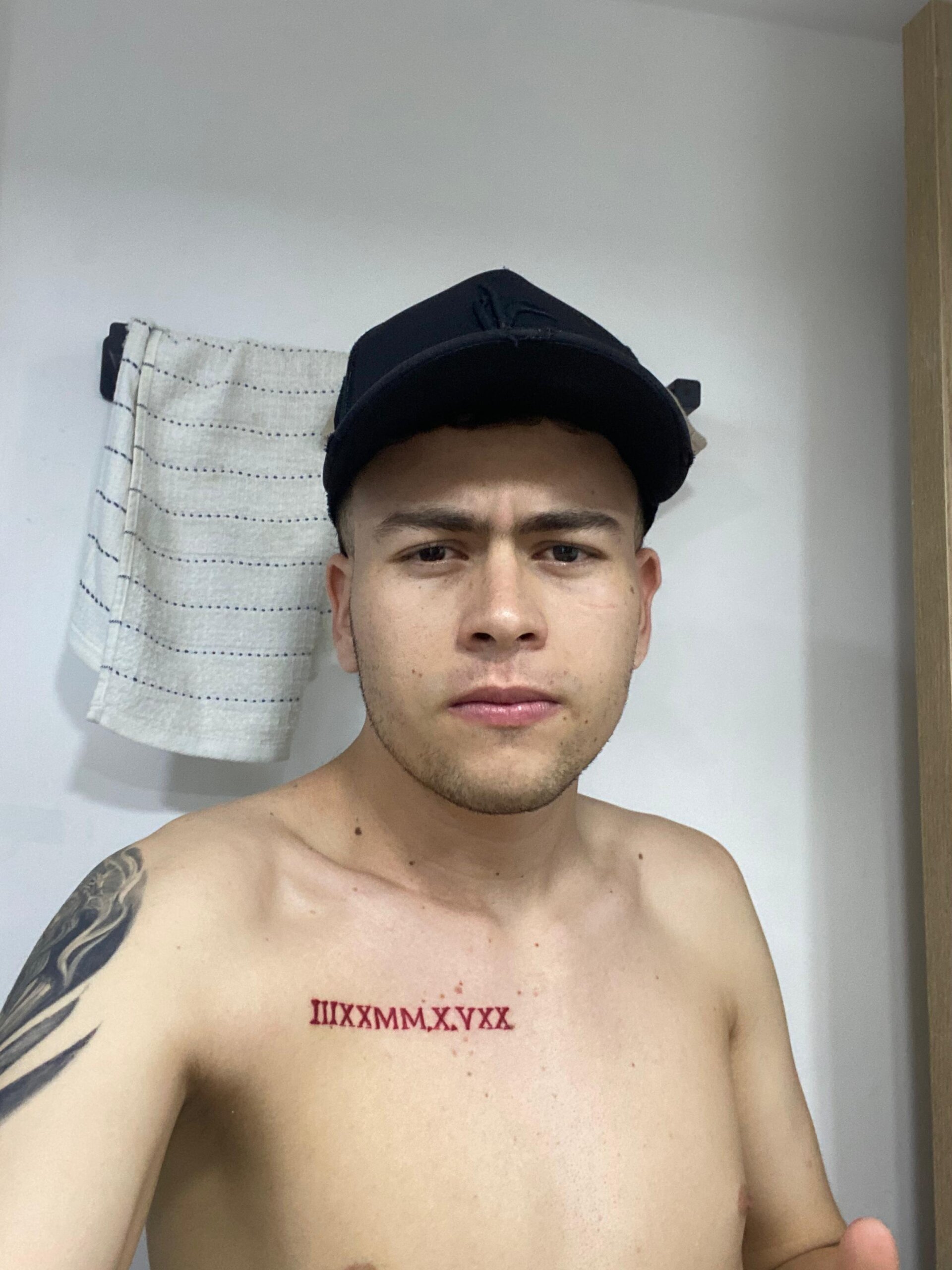 XXX Porn Photo of Nude Dante_Golden 1