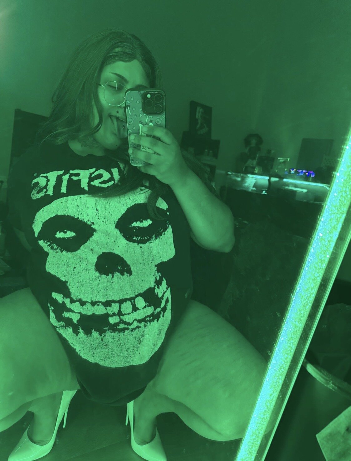 XXX Porn Photo of Nude _chewy__ 5