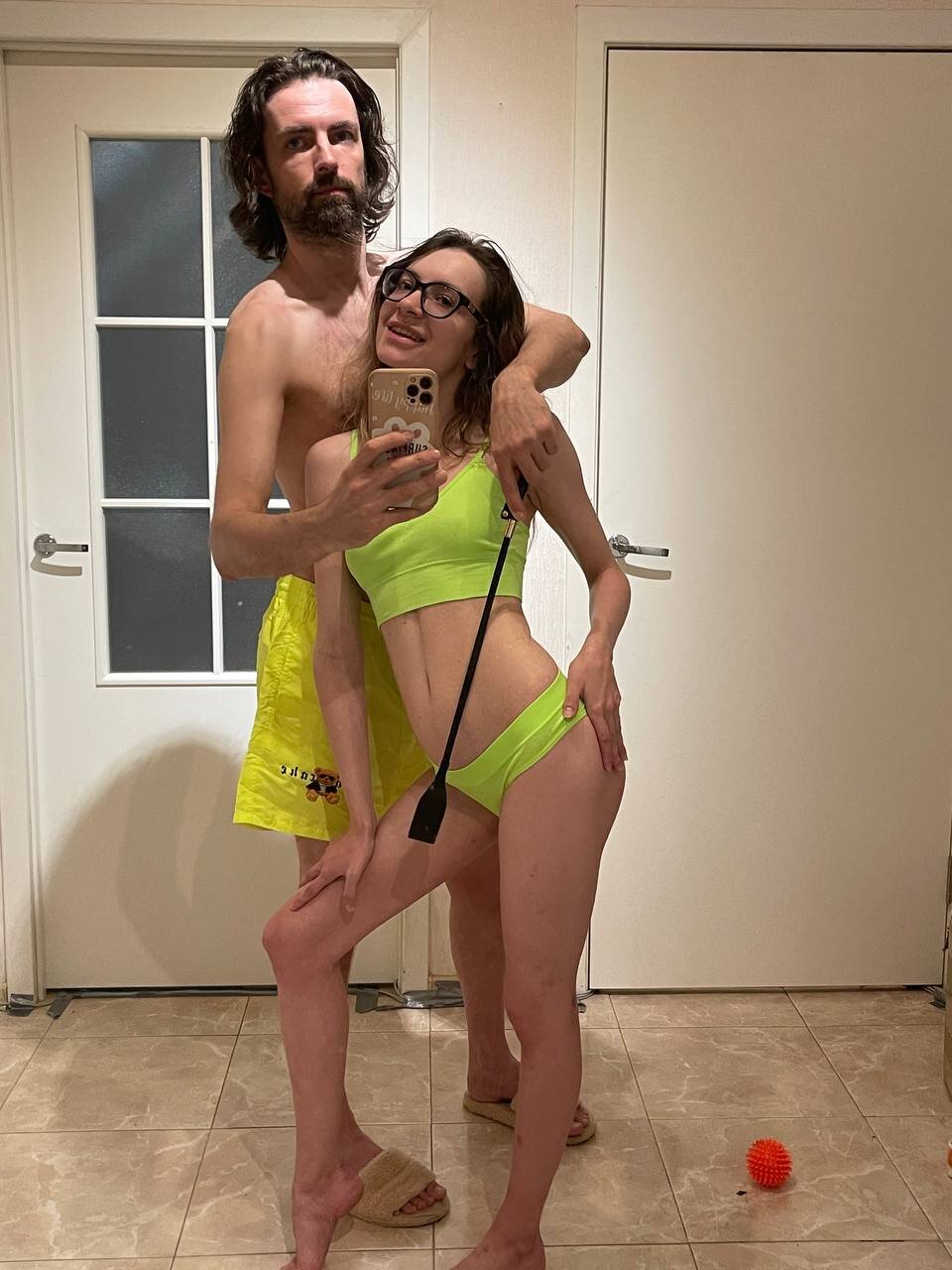 XXX Porn Photo of Nude VerhinizCouple 4