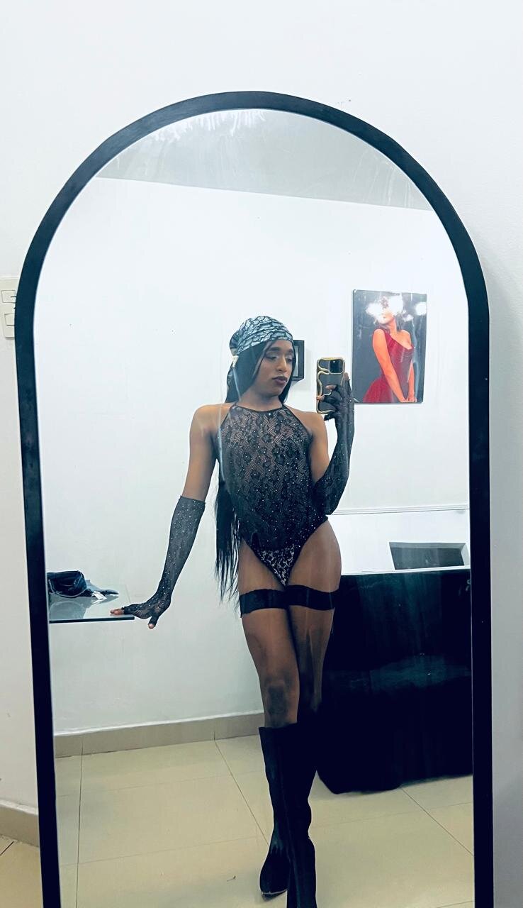 XXX Porn Photo of Nude Playboy_trans0 32