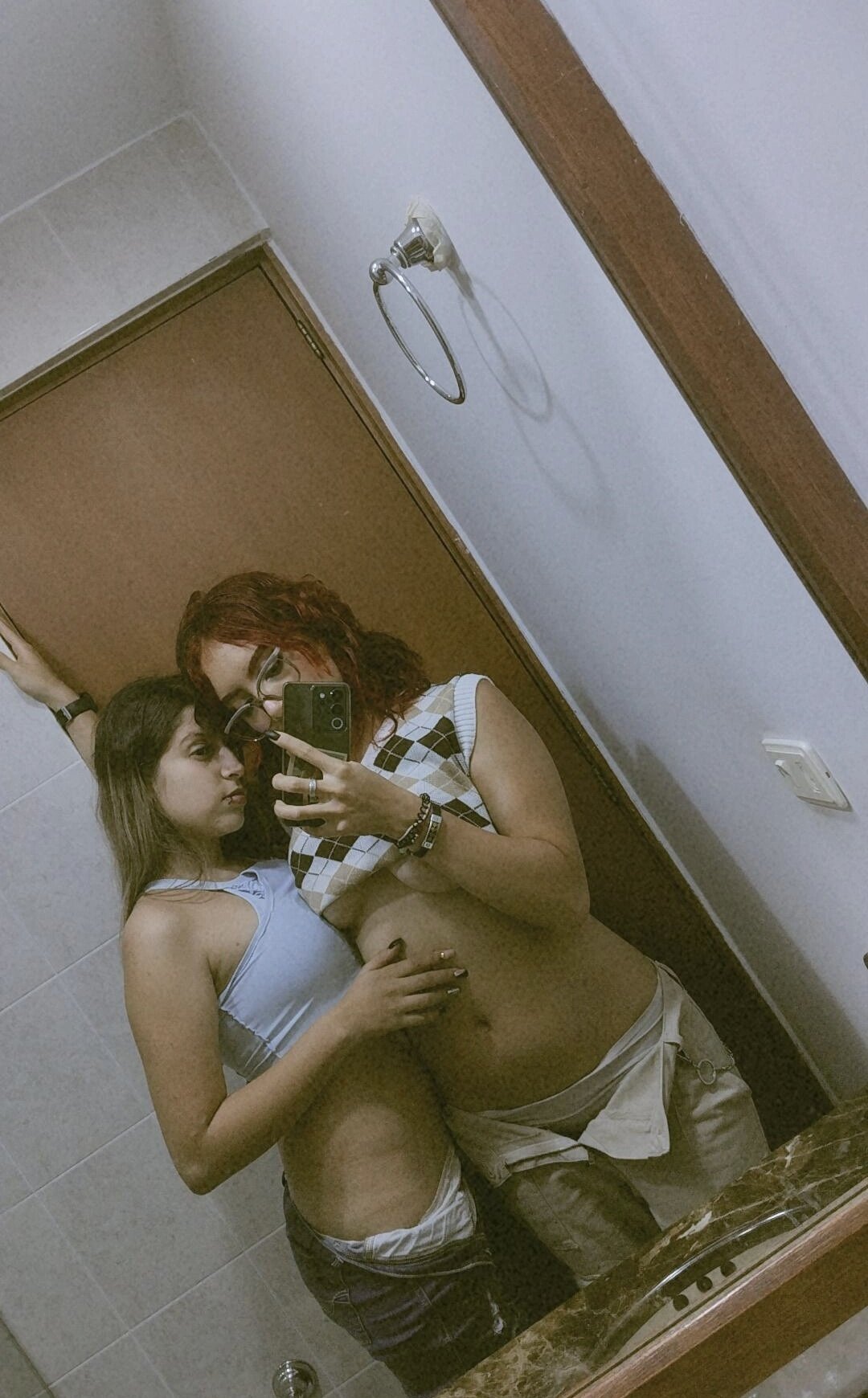 XXX Porn Photo of Nude Vane_and_Zoe 4
