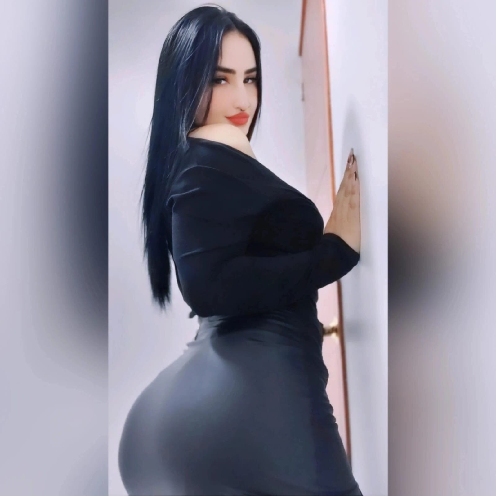 XXX Porn Photo of Nude Scaarlett_prince 9