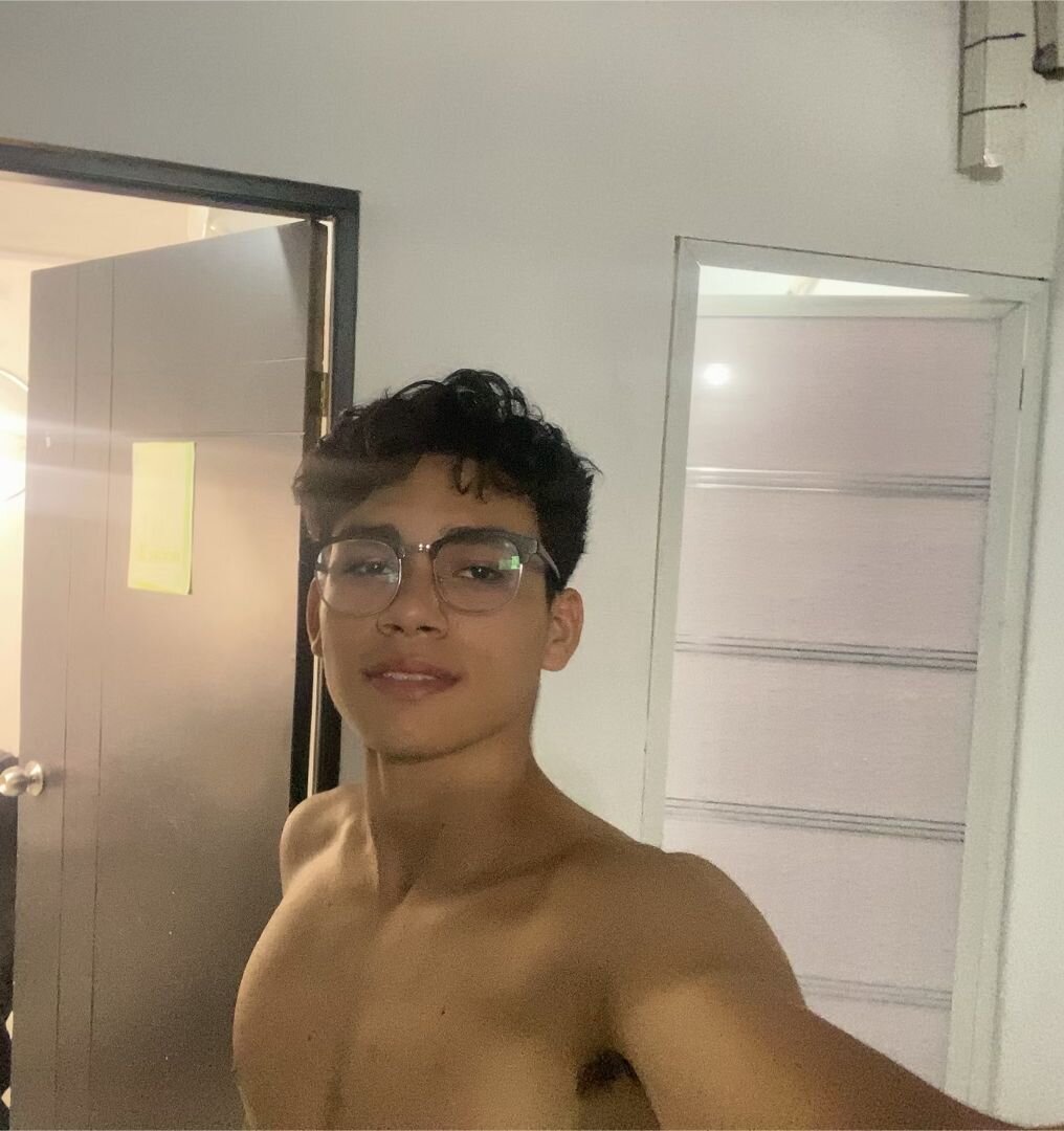 XXX Porn Photo of Nude ibu_fox 5