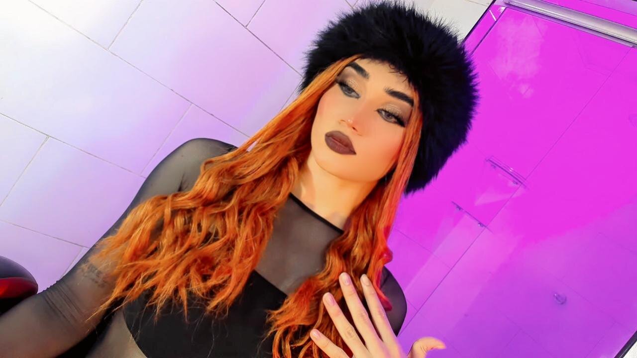 XXX Porn Photo of Nude alisson_mantiel- 8