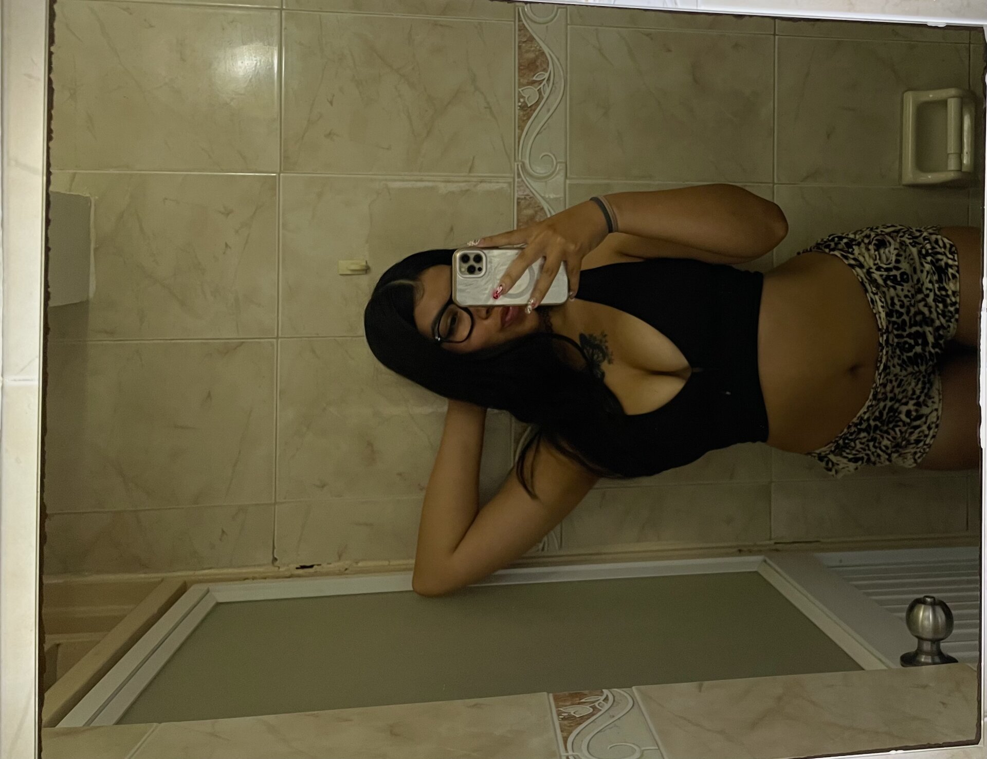 XXX Porn Photo of Nude Corina_love 1