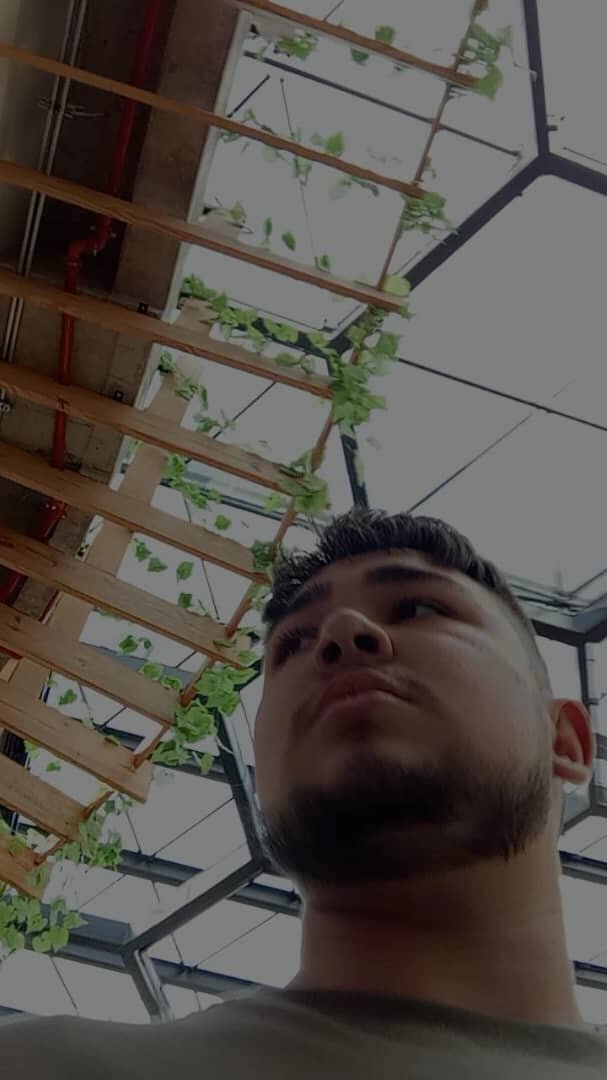 XXX Porn Photo of Nude victor353 4