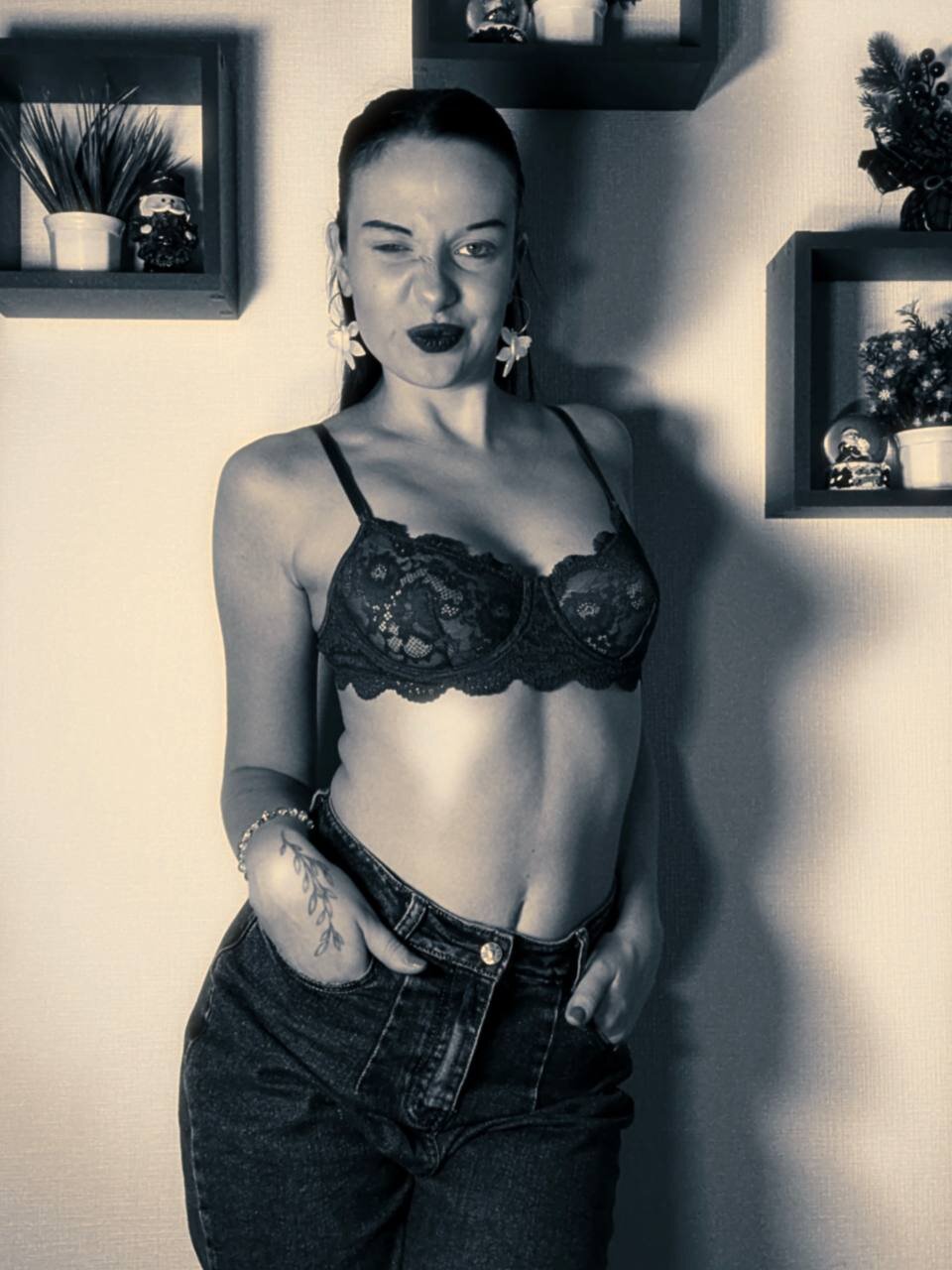 XXX Porn Photo of Nude mistress_vi 55