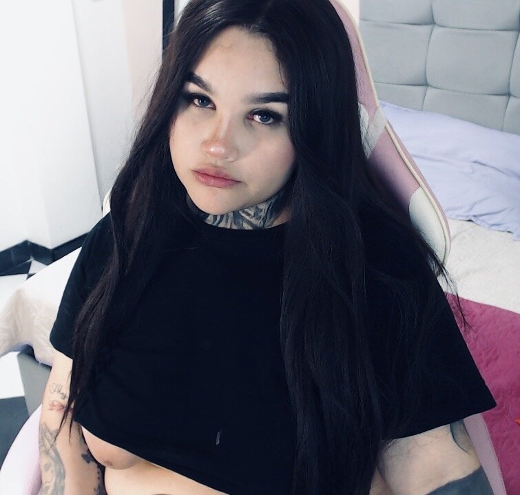 XXX Porn Photo of Nude Abby_Hiiltoon 15