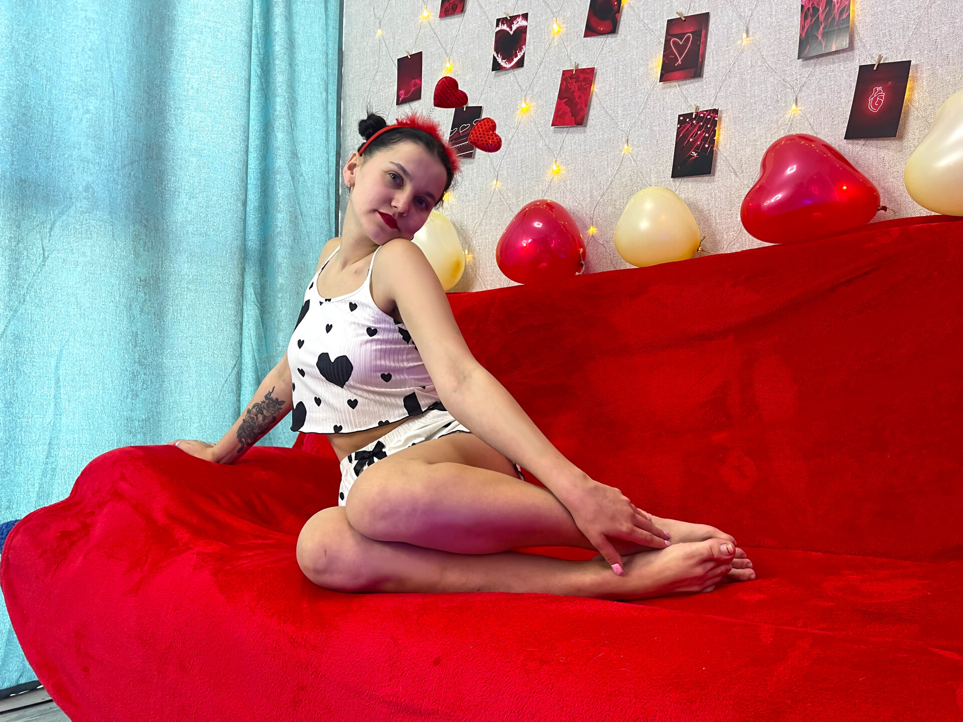 XXX Porn Photo of Nude RealJessy_ 33