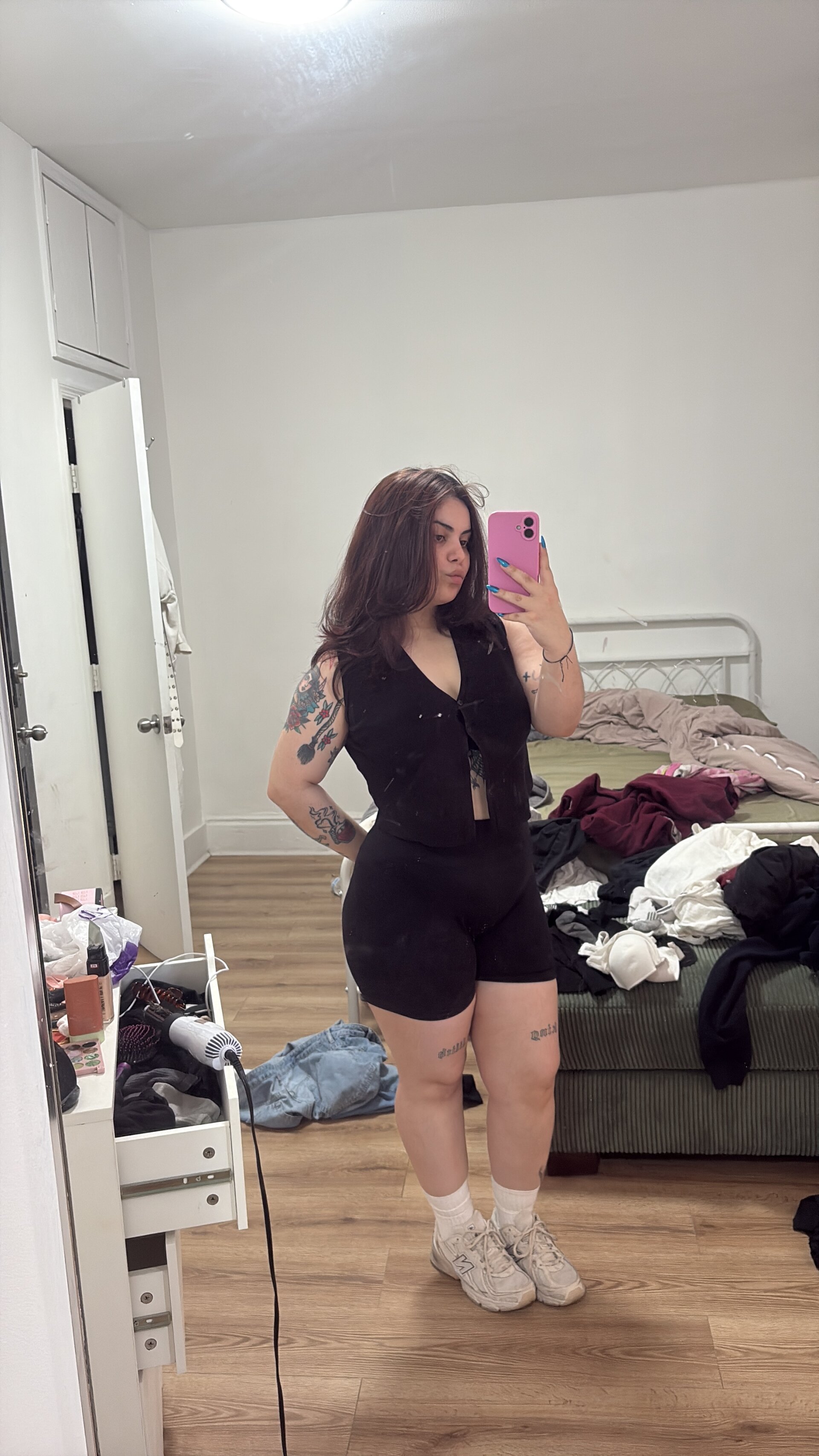 XXX Porn Photo of Nude lilithsbetrayal 4
