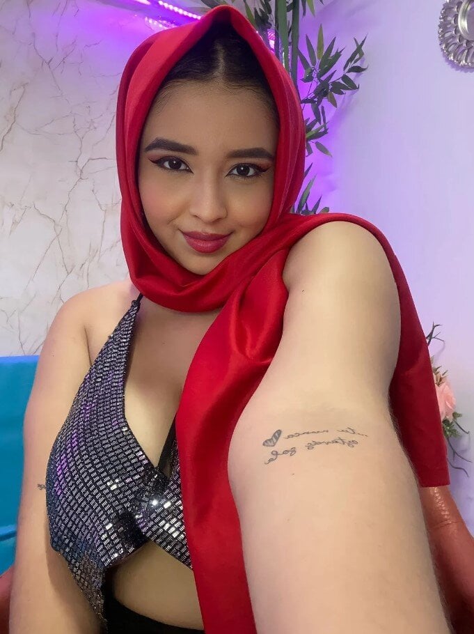 XXX Porn Photo of Nude ThanaSaadi 11